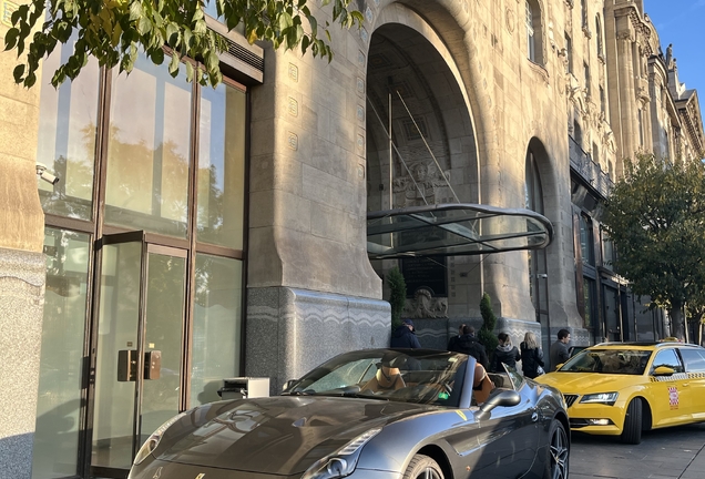 Ferrari California T