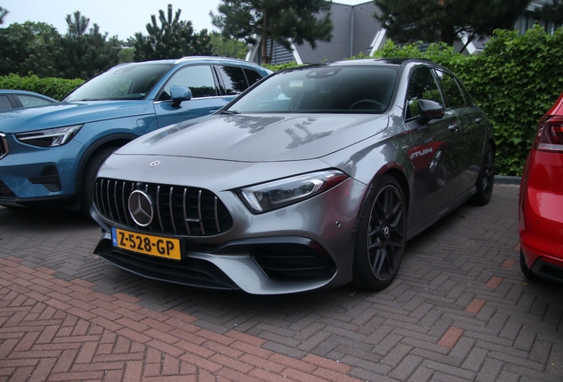 Mercedes-AMG A 45 W177
