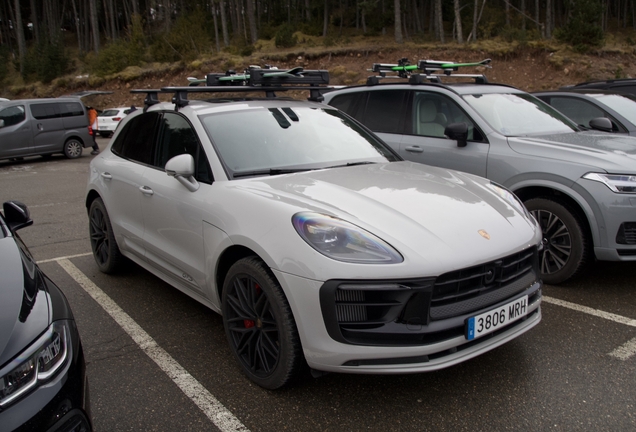 Porsche 95B Macan GTS MkIII