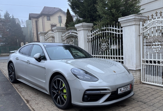 Porsche 971 Panamera Turbo S E-Hybrid