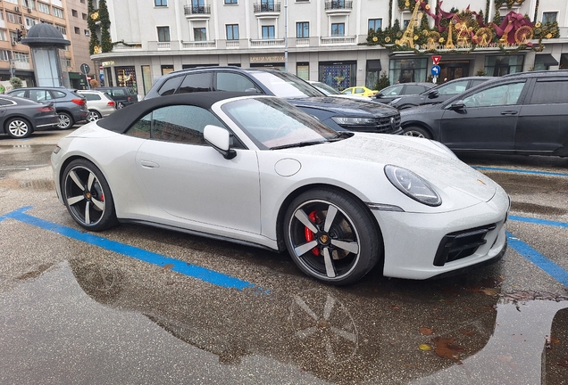 Porsche 992 Carrera 4S Cabriolet MkI
