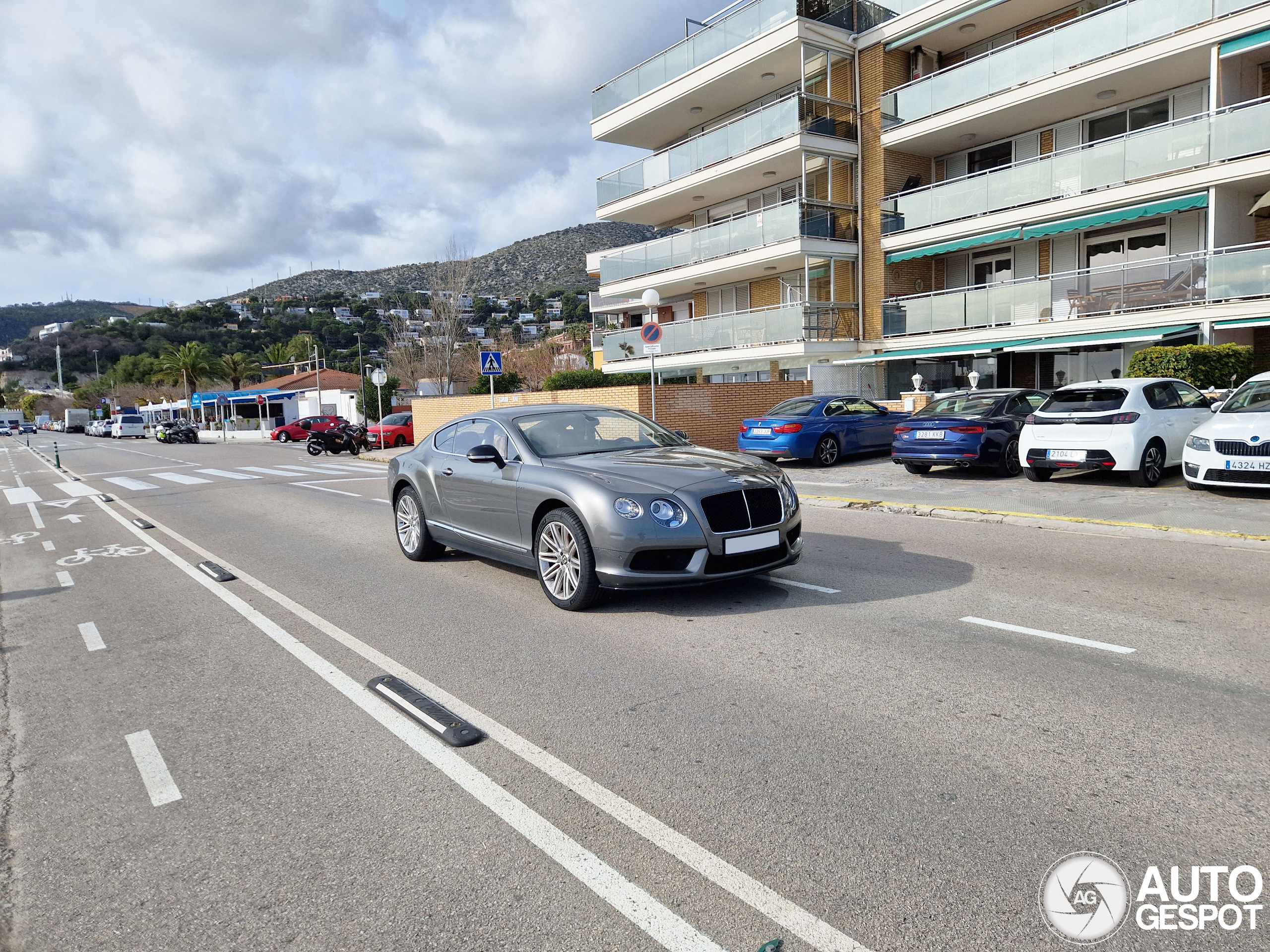 Bentley Continental GT V8 S
