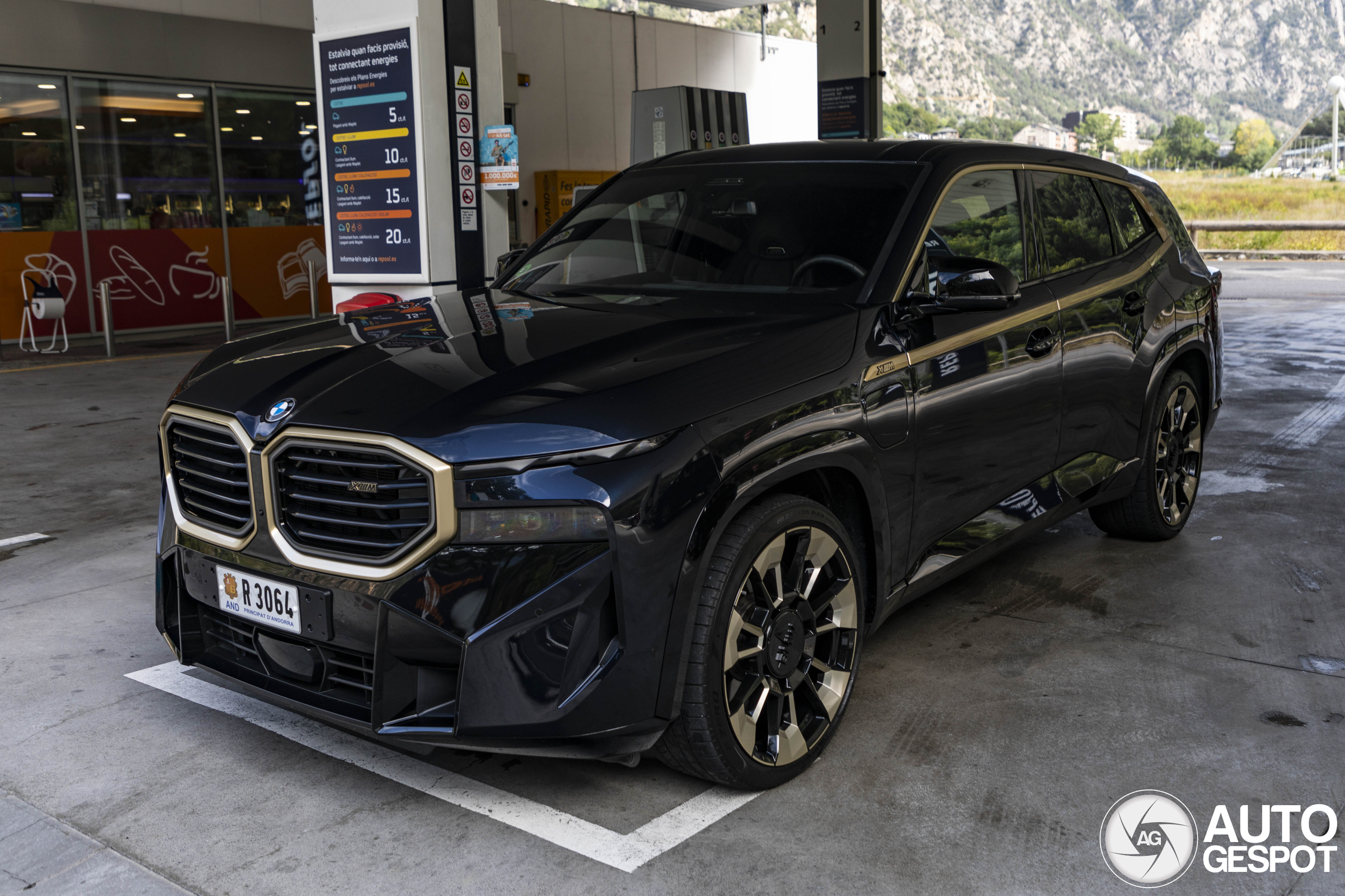BMW XM G09