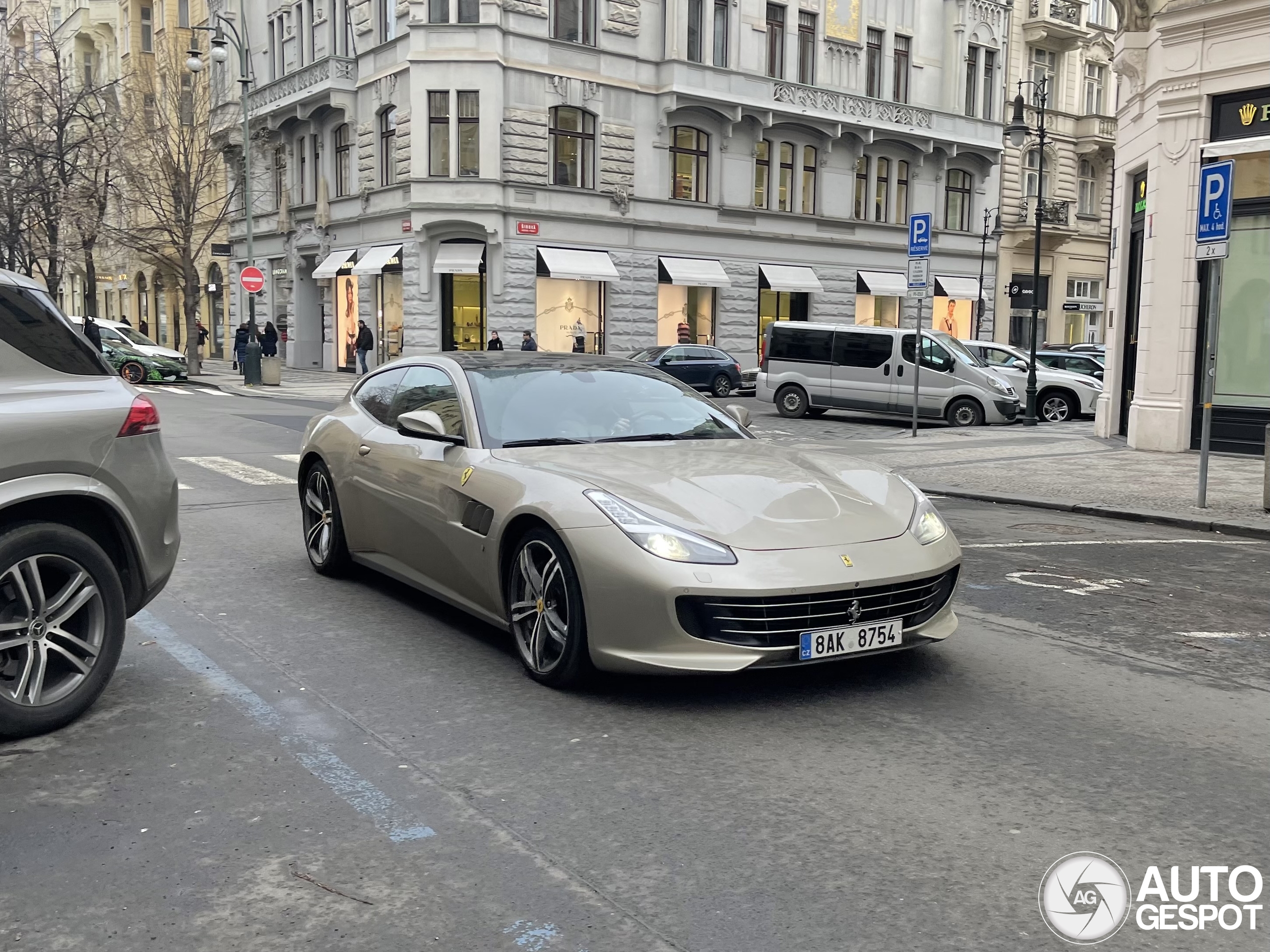 Ferrari GTC4Lusso