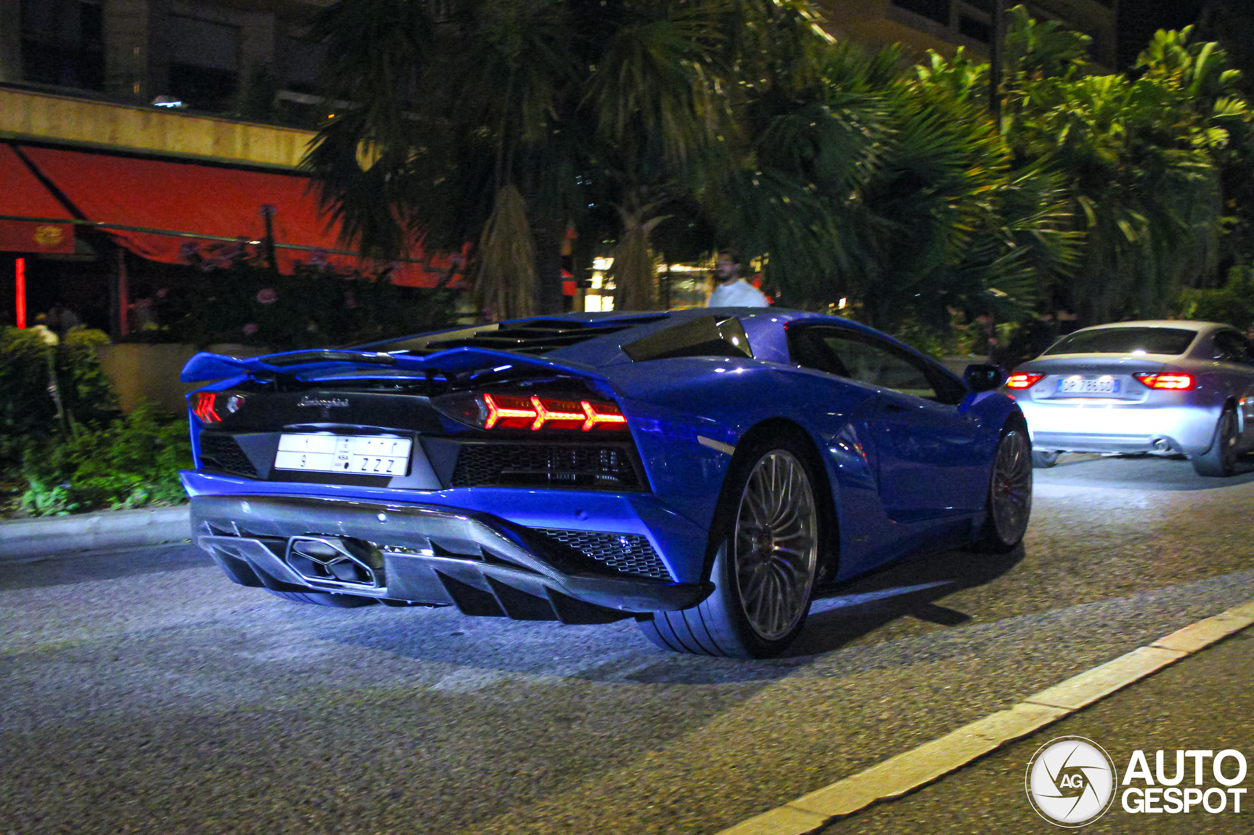 Lamborghini Aventador S LP740-4