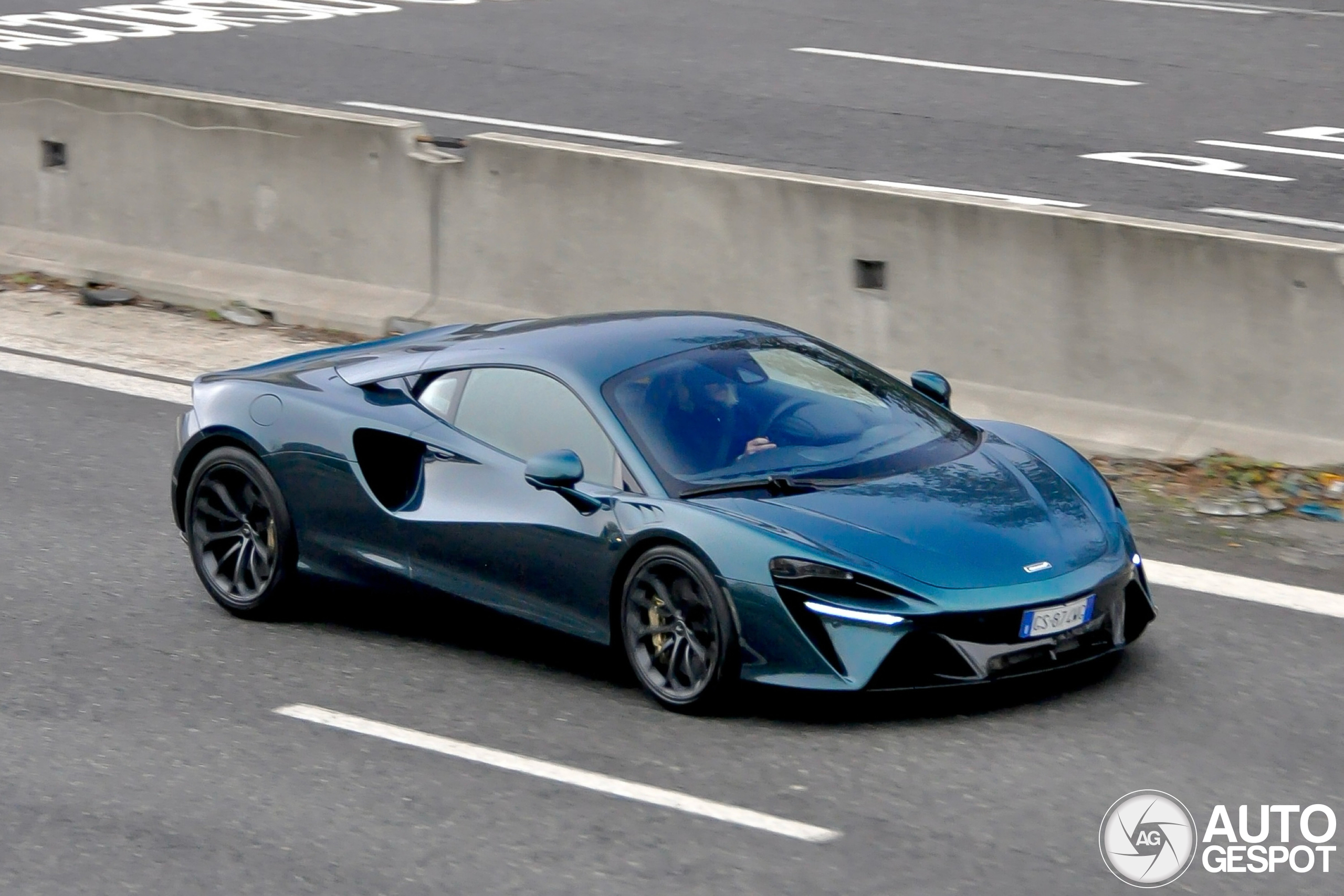 McLaren Artura