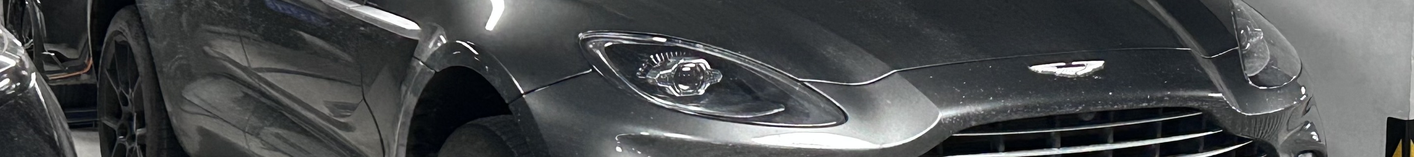 Aston Martin DBX