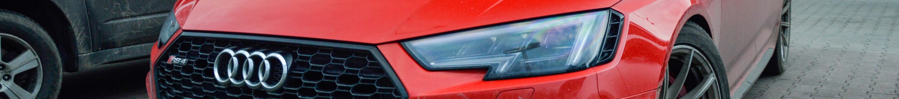 Audi RS4 Avant B9