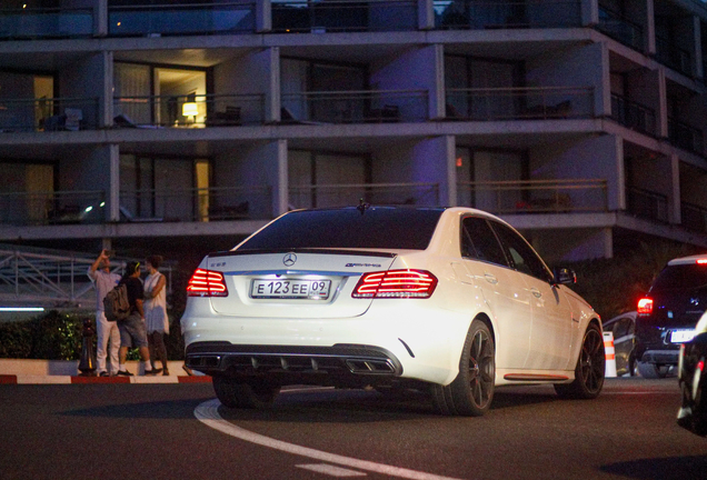Mercedes-Benz E 63 AMG S W212