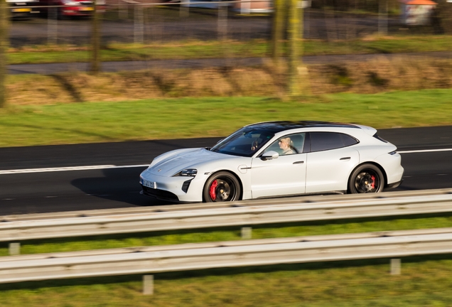 Porsche Taycan GTS Sport Turismo MkI