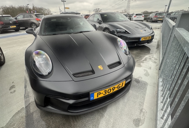 Porsche Taycan Turbo S MkI