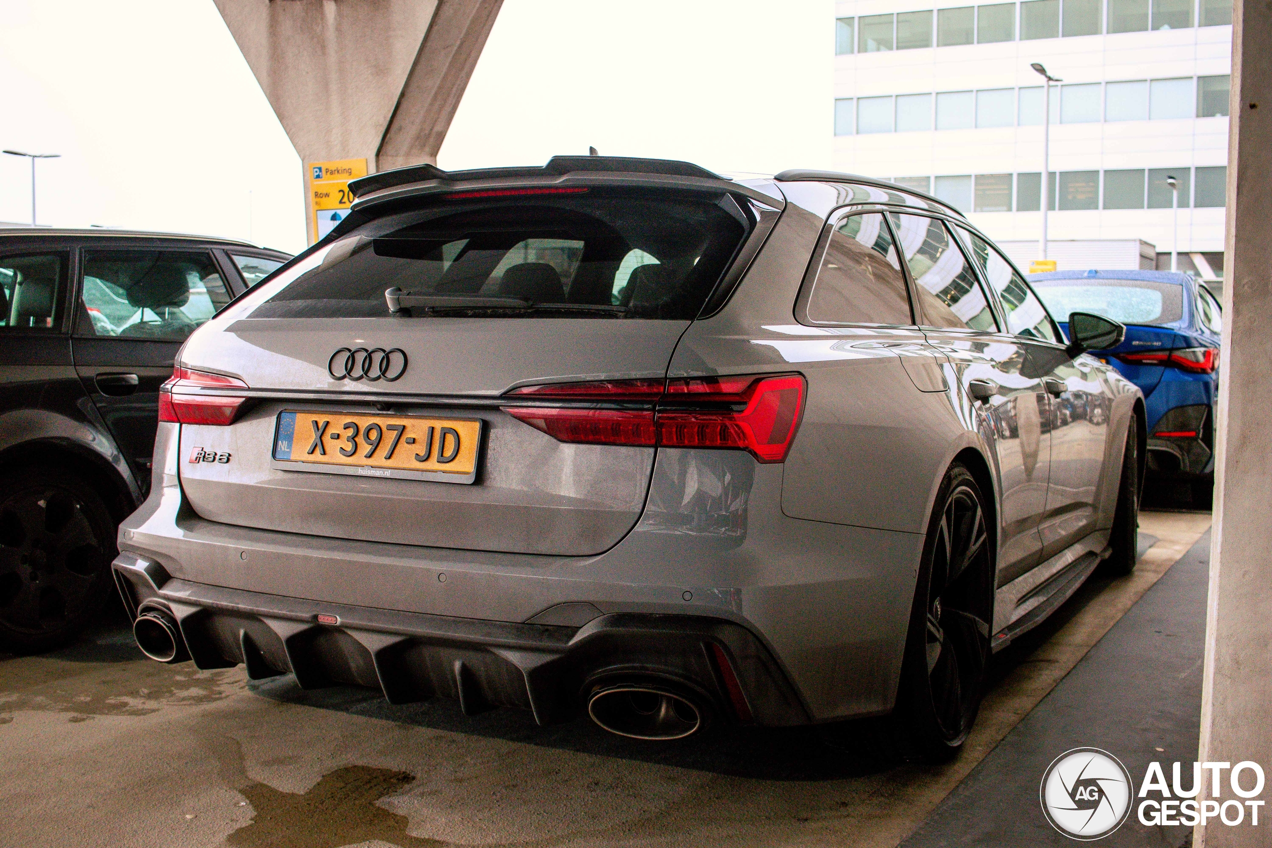 Audi RS6 Avant C8 Urban
