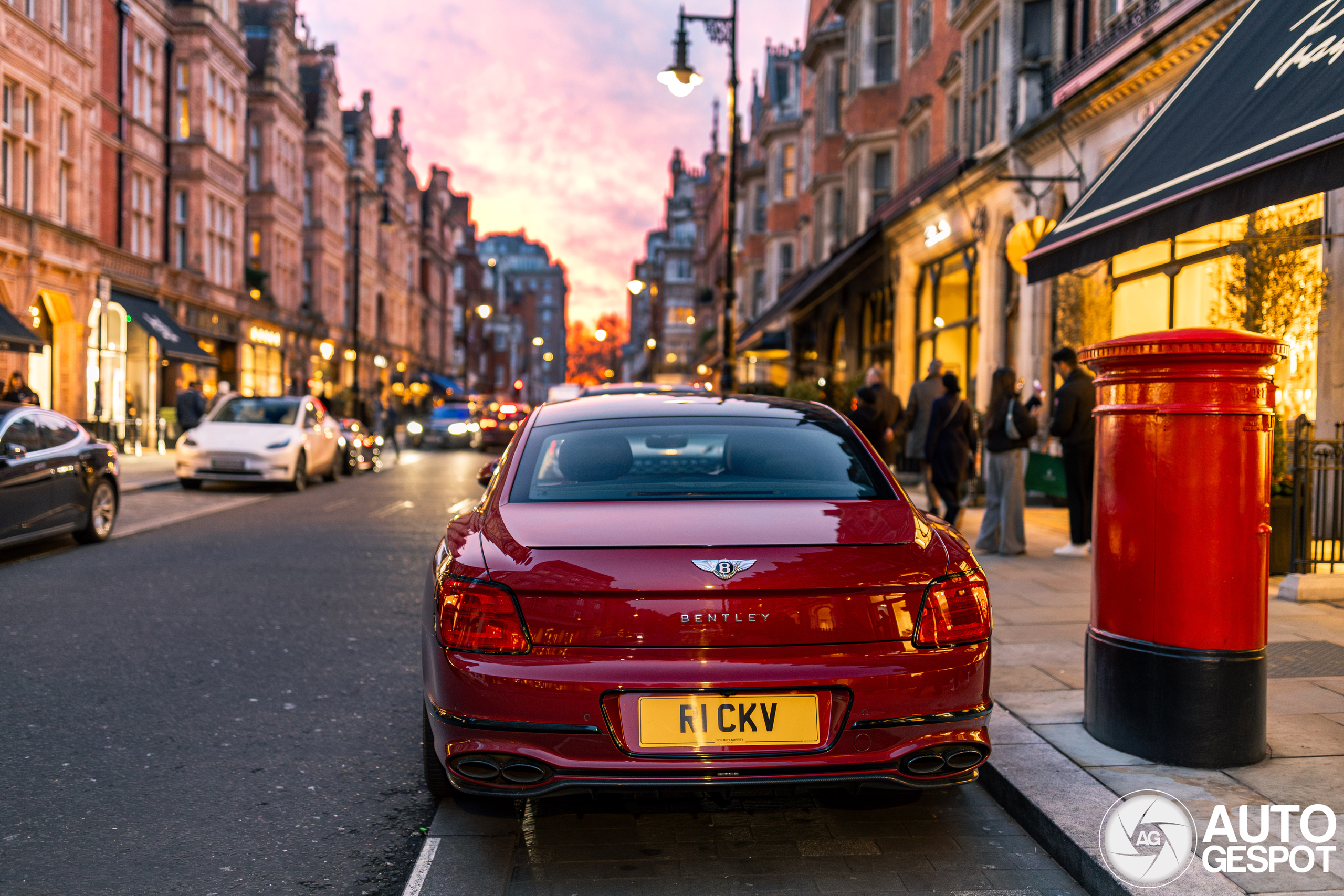Bentley Flying Spur V8 2021