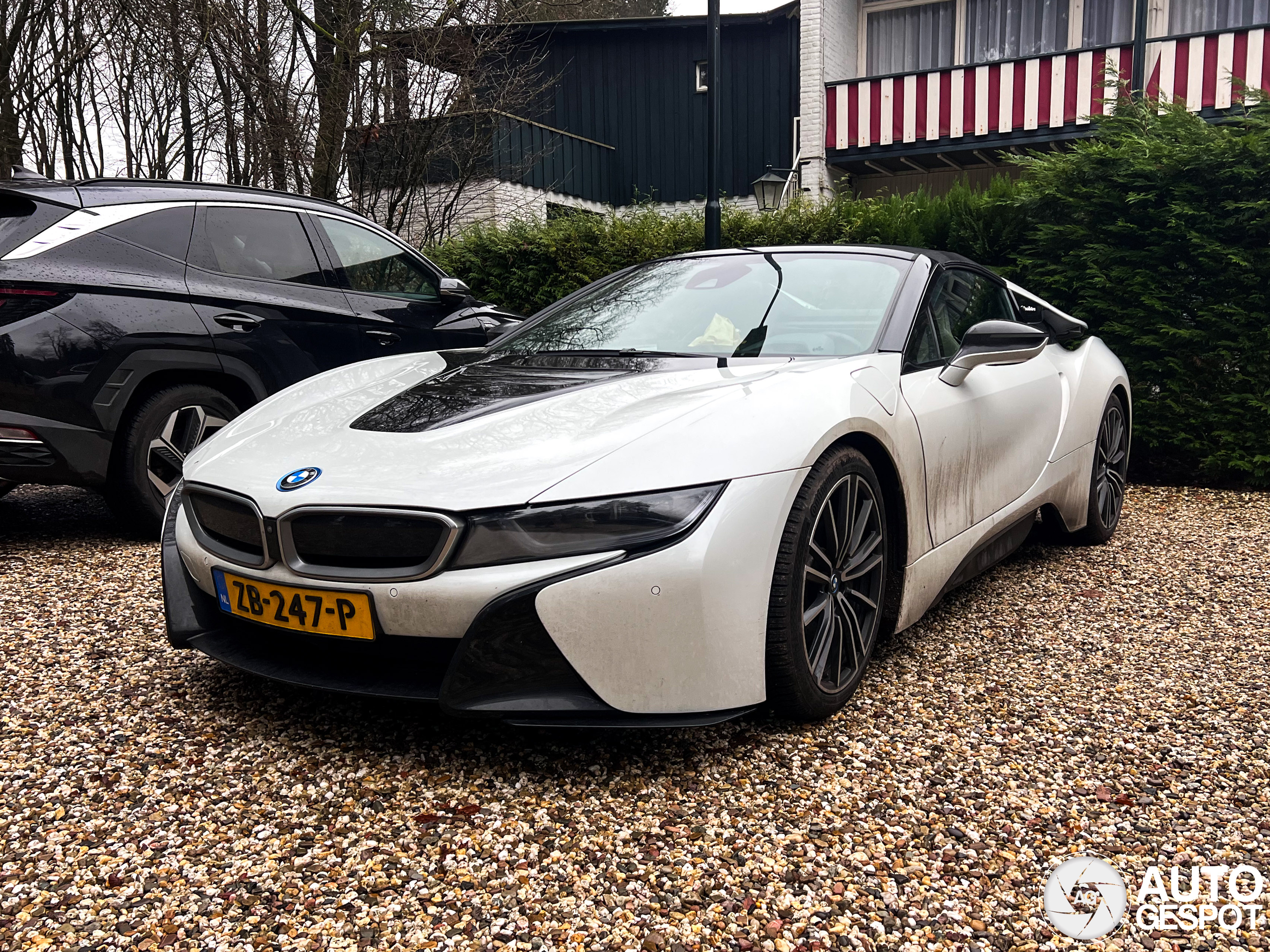 BMW i8 Roadster