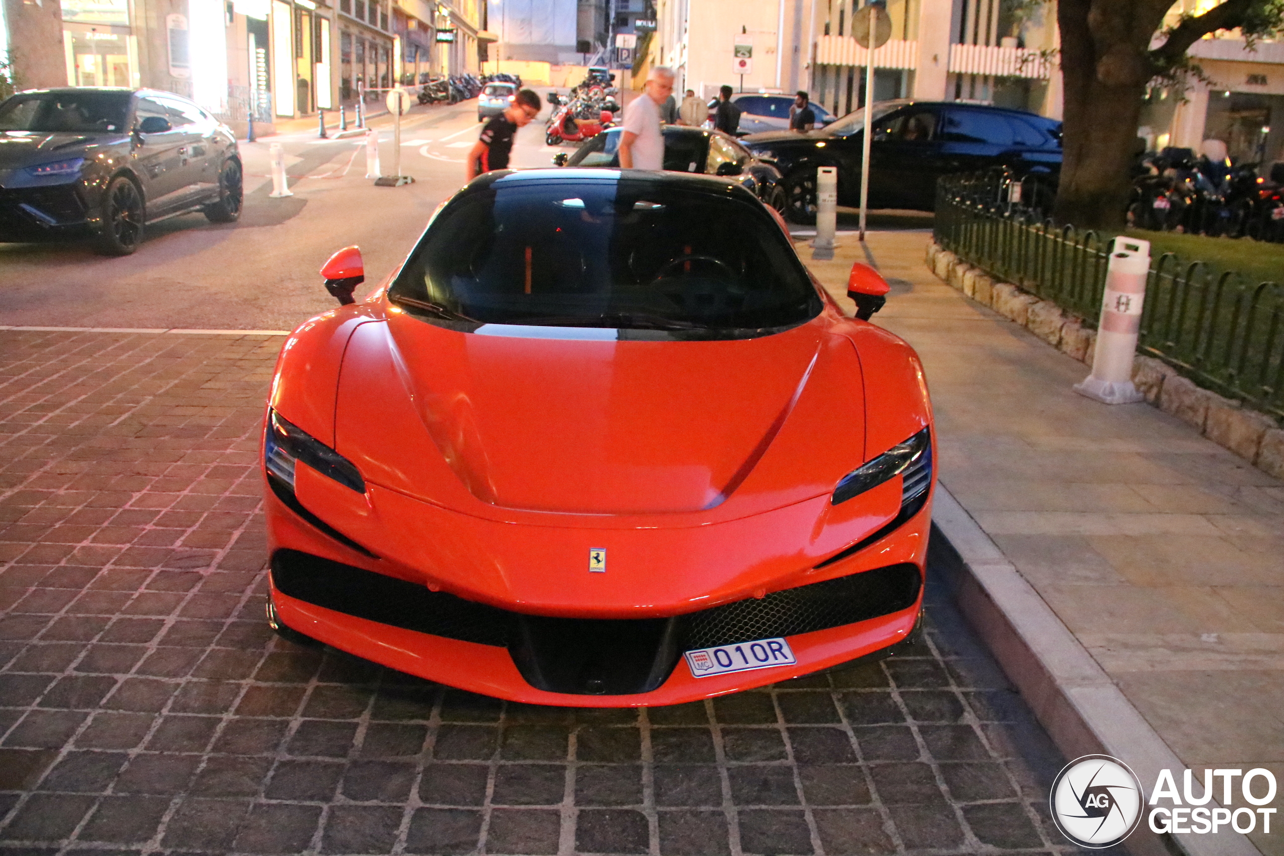 Ferrari SF90 Spider