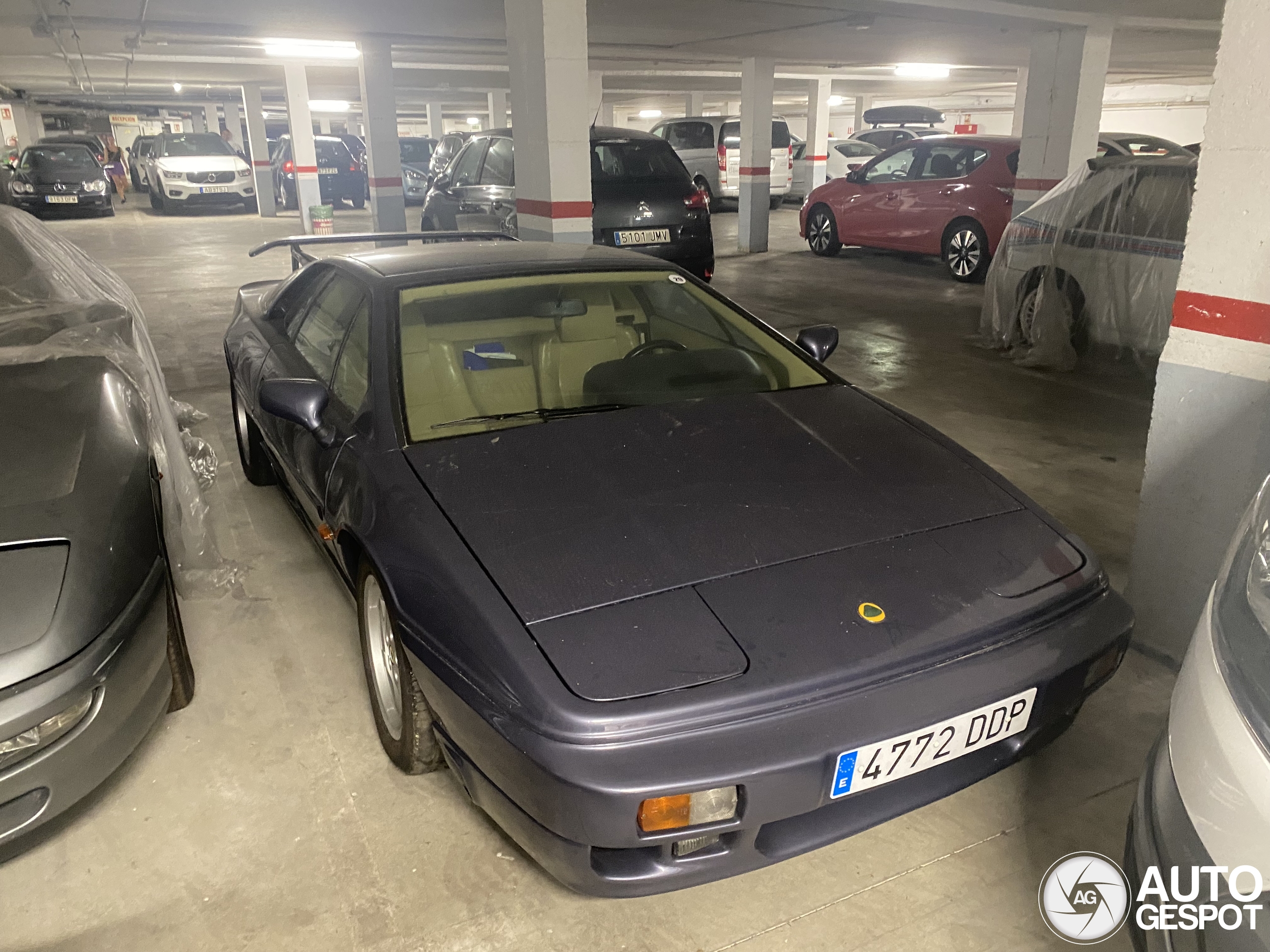 Lotus Esprit S4