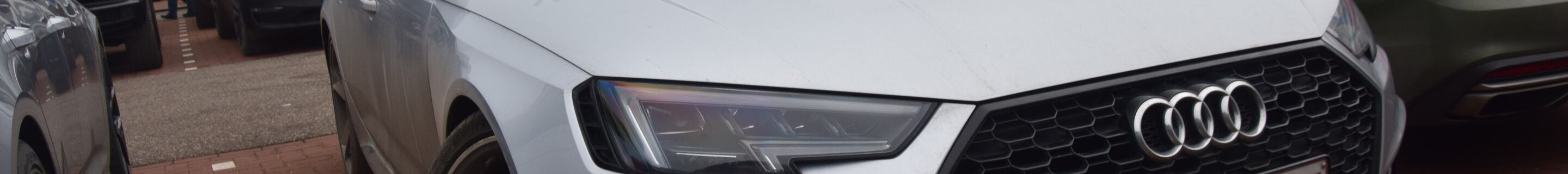 Audi RS4 Avant B9