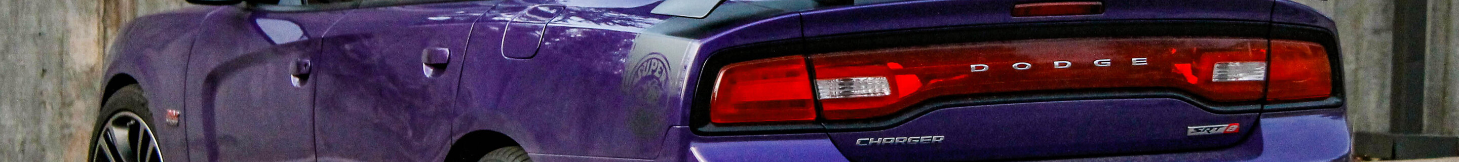 Dodge Charger SRT-8 Super Bee 2012