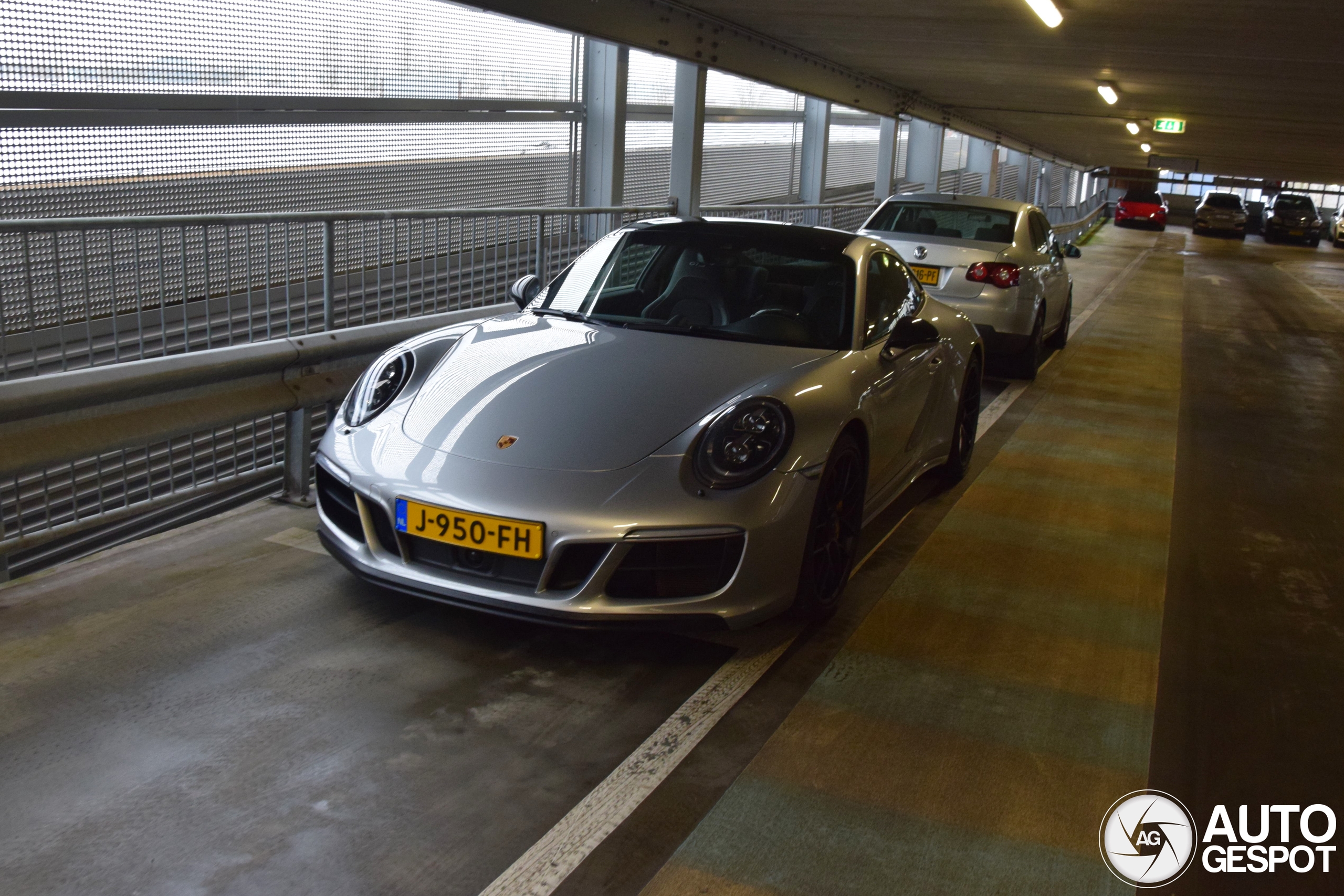 Porsche 991 Carrera 4 GTS MkII