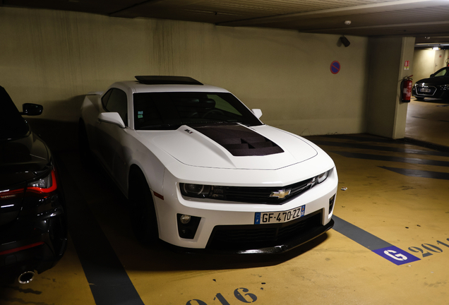 Chevrolet Camaro ZL1 2014