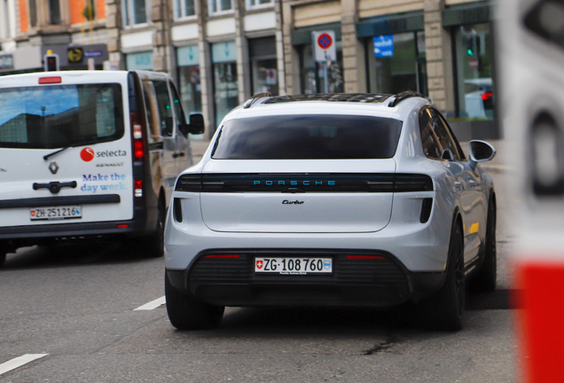 Porsche Macan EV Turbo