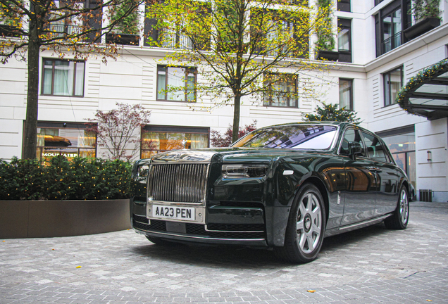 Rolls-Royce Phantom VIII EWB Series II