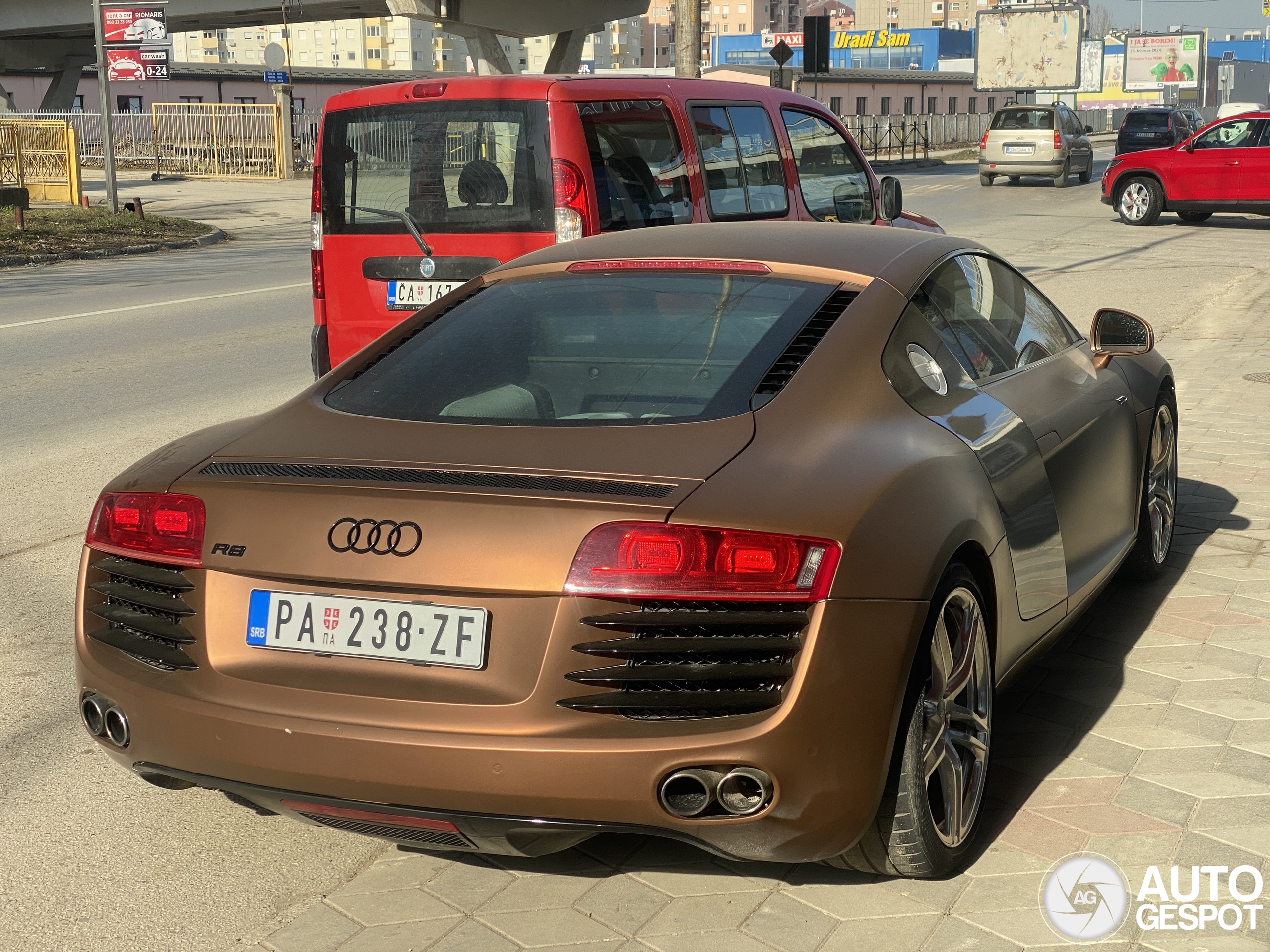 Audi R8