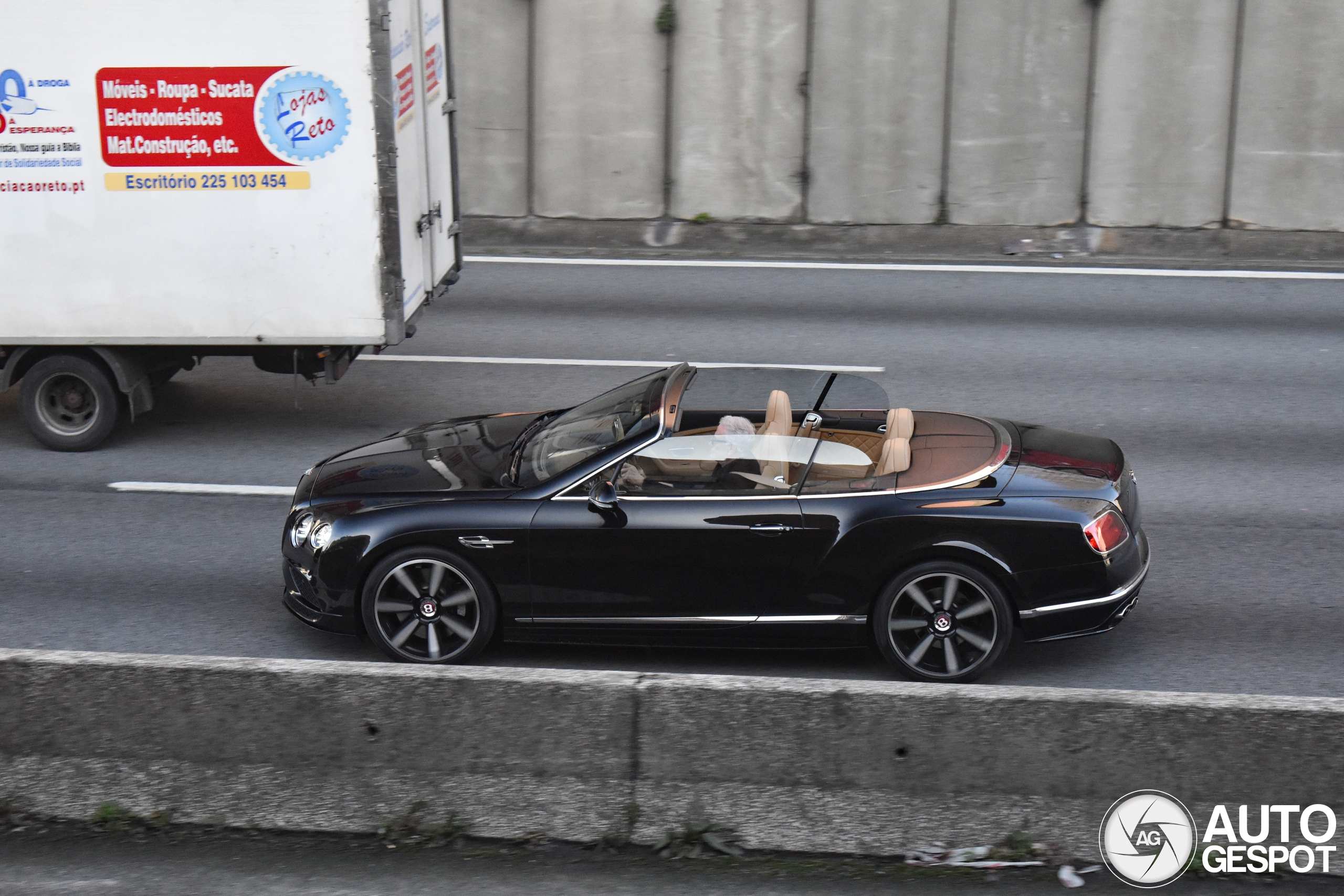 Bentley Continental GTC V8 S 2016
