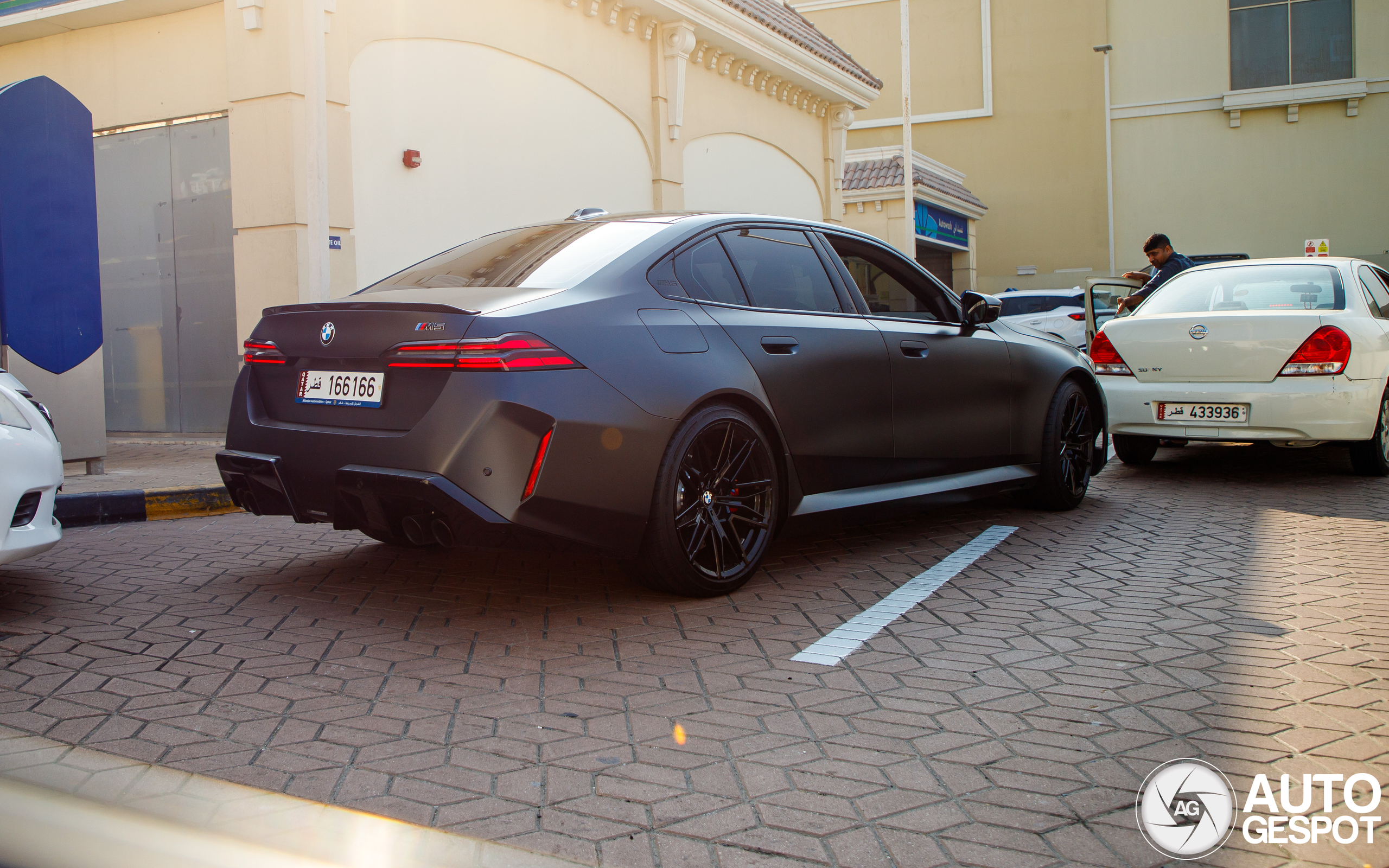 BMW M5 G90