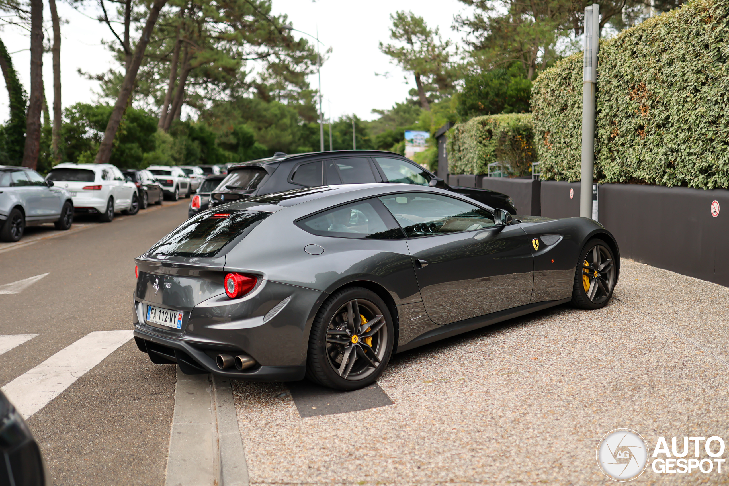 Ferrari FF