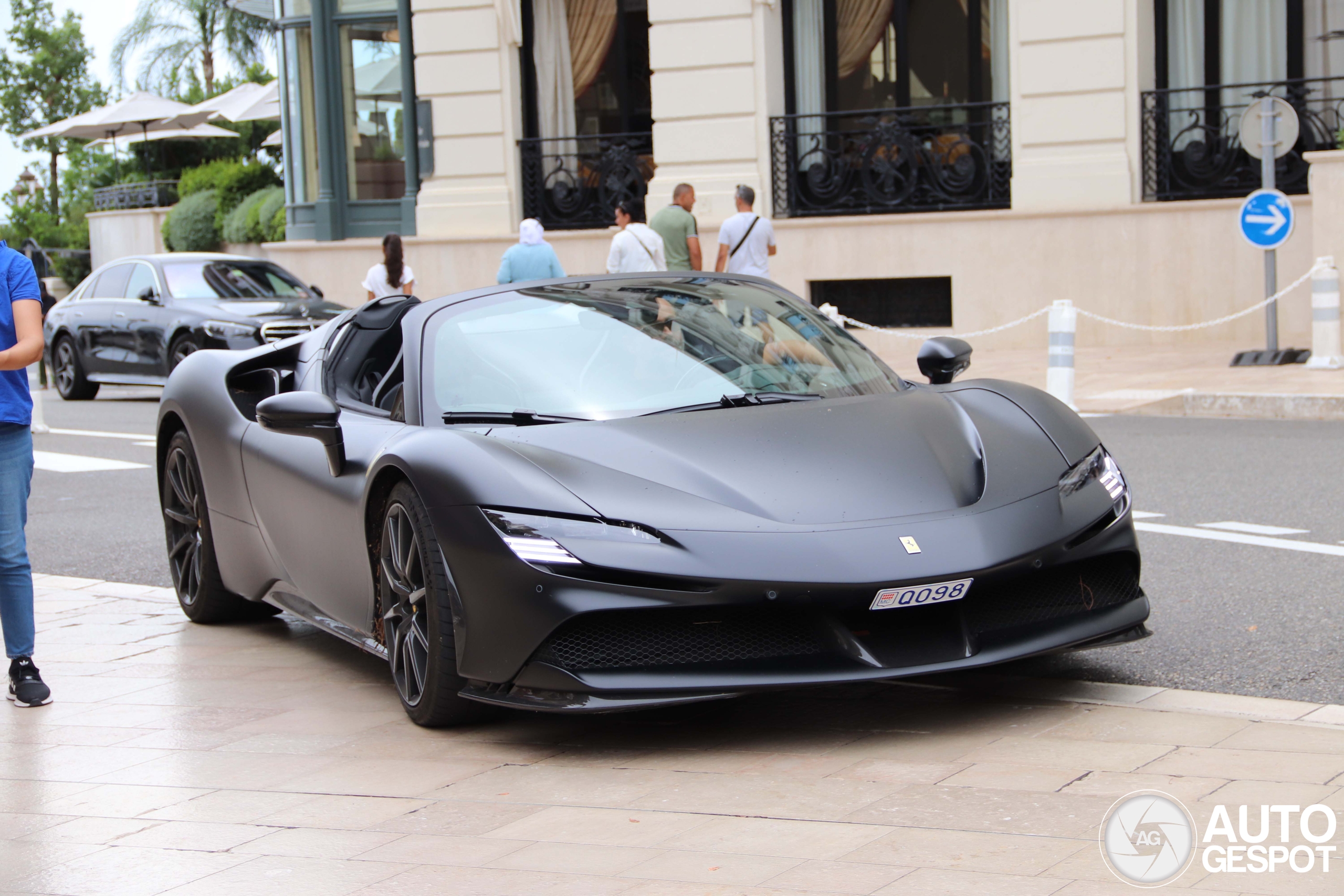 Ferrari SF90 Spider
