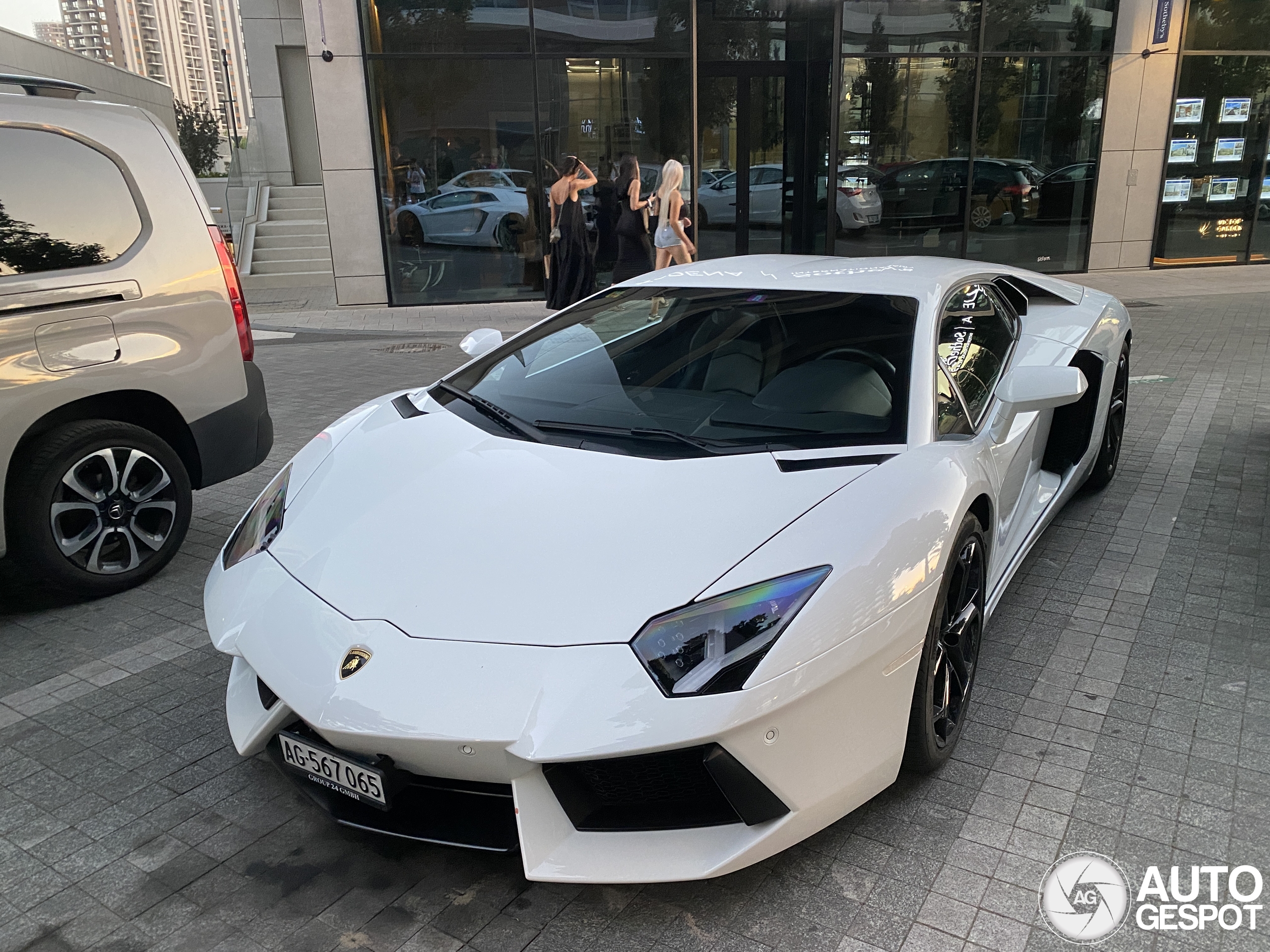 Lamborghini Aventador LP700-4