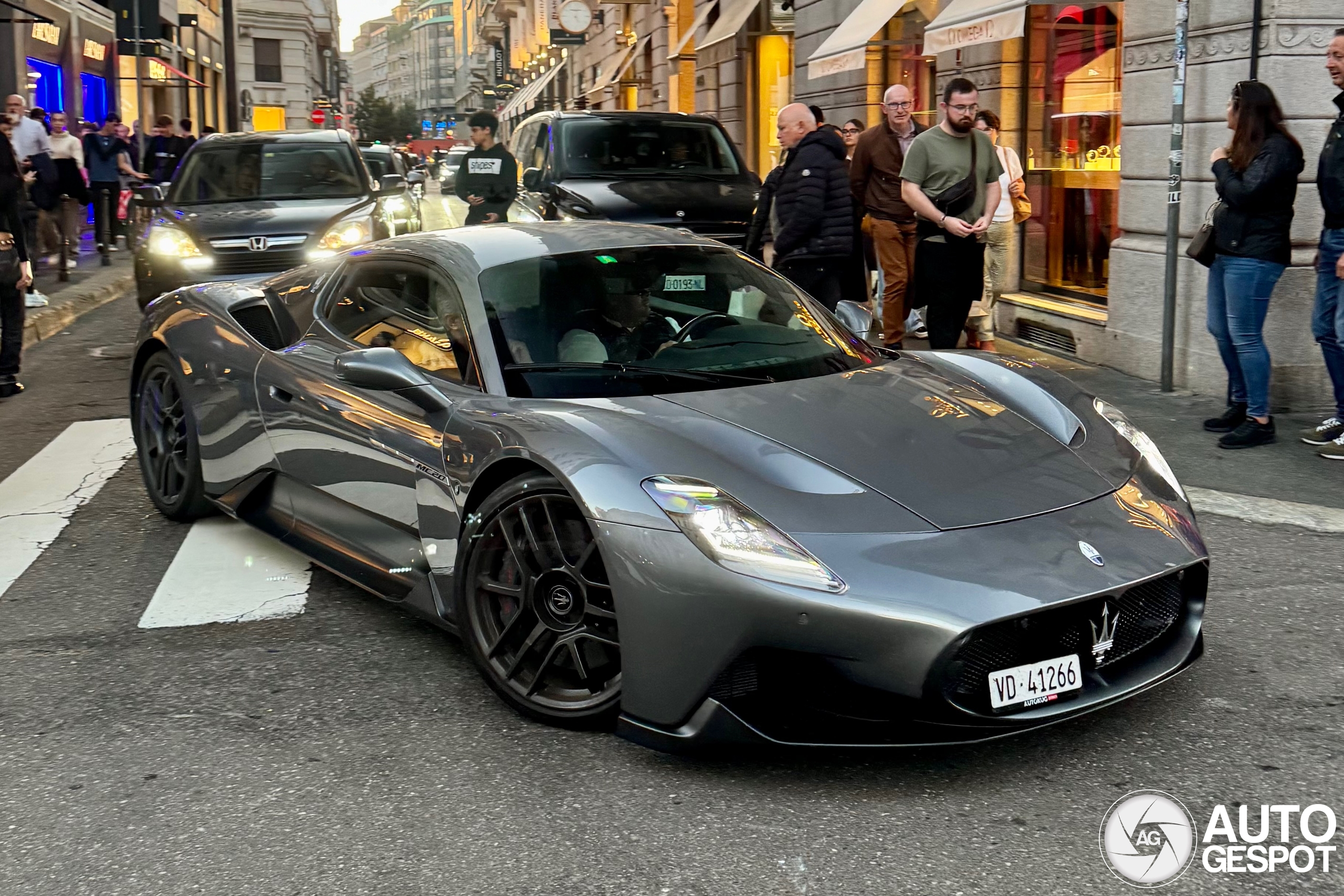 Maserati MC20