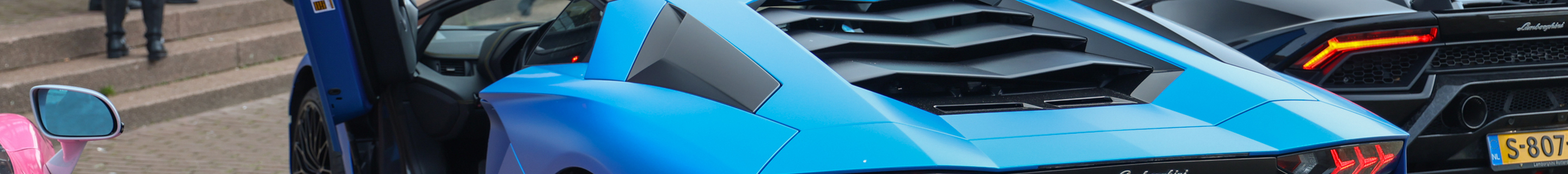 Lamborghini Aventador S LP740-4