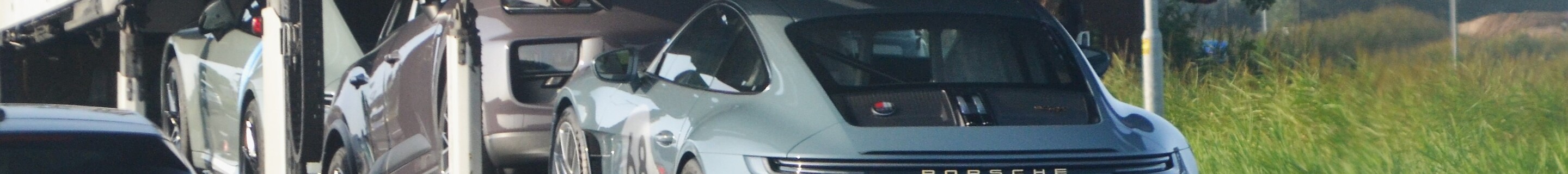 Porsche 992 S/T