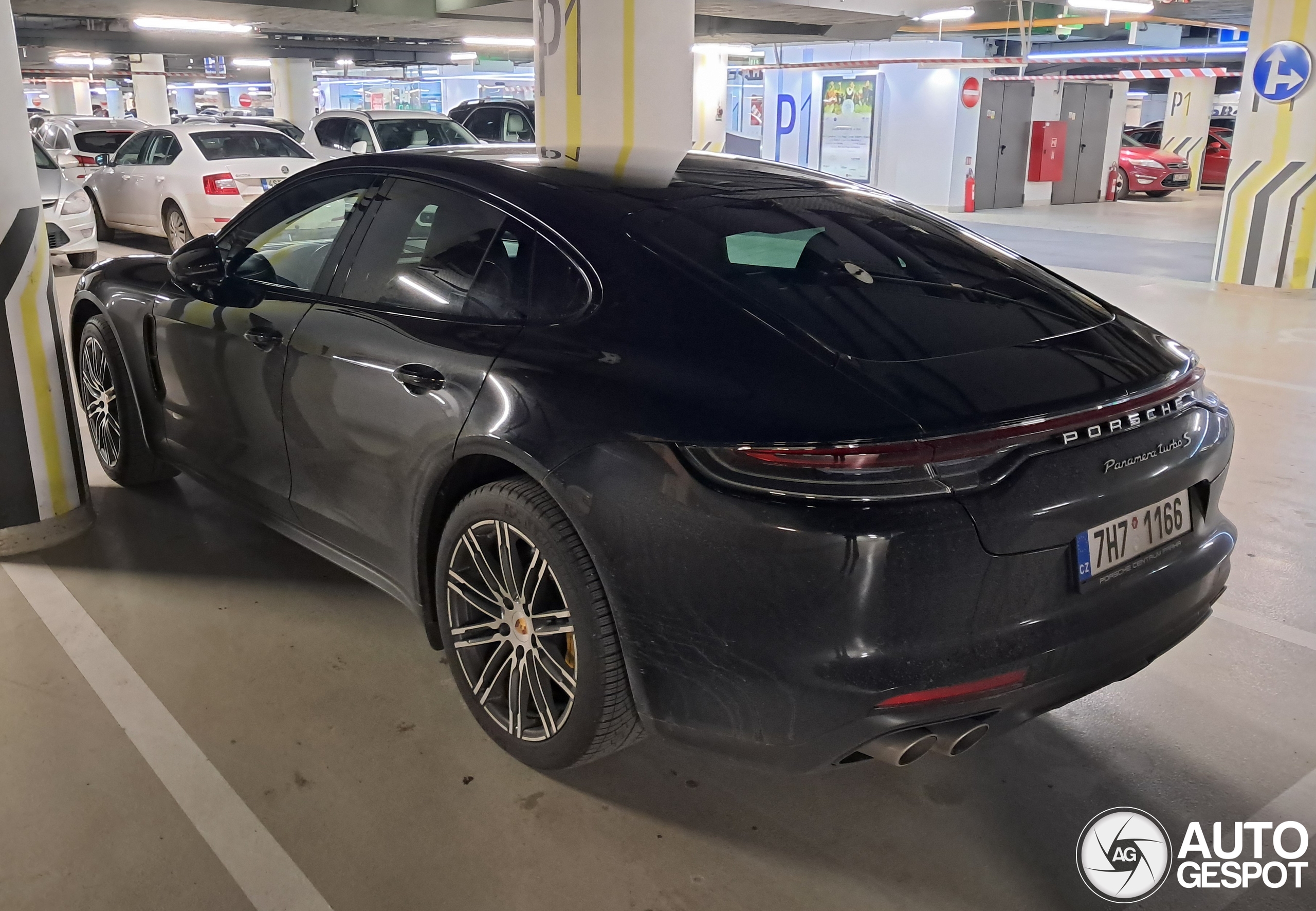 Porsche 971 Panamera Turbo S MkII