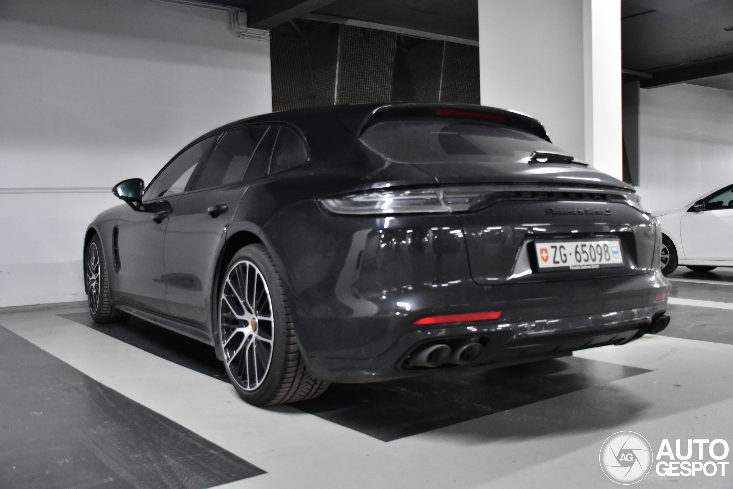 Porsche 971 Panamera Turbo S Sport Turismo MkII