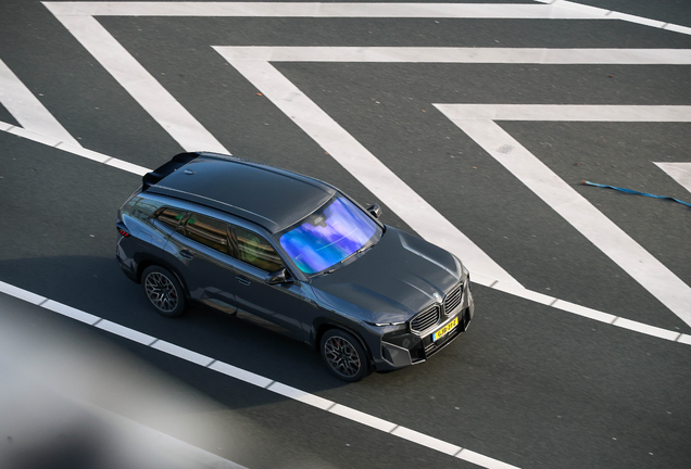 BMW XM G09