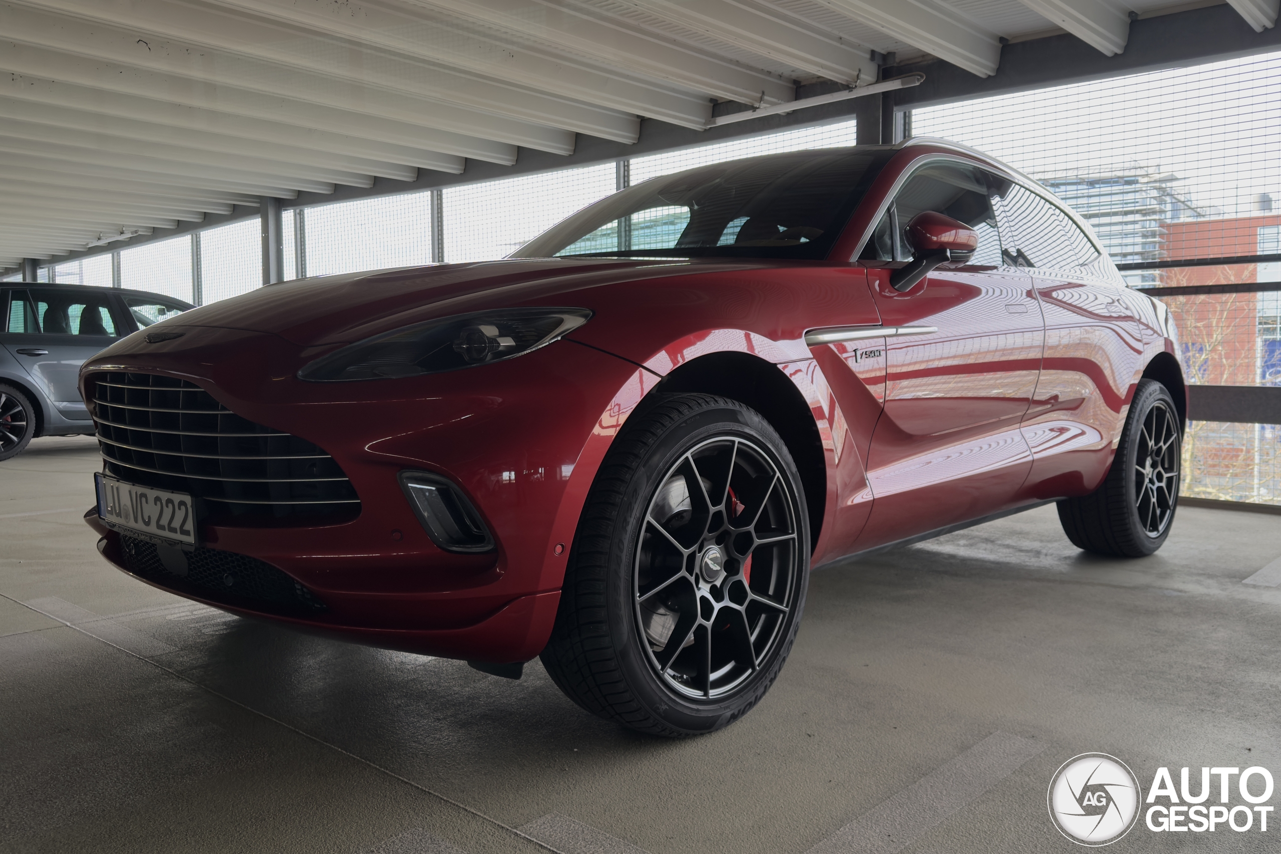 Aston Martin DBX