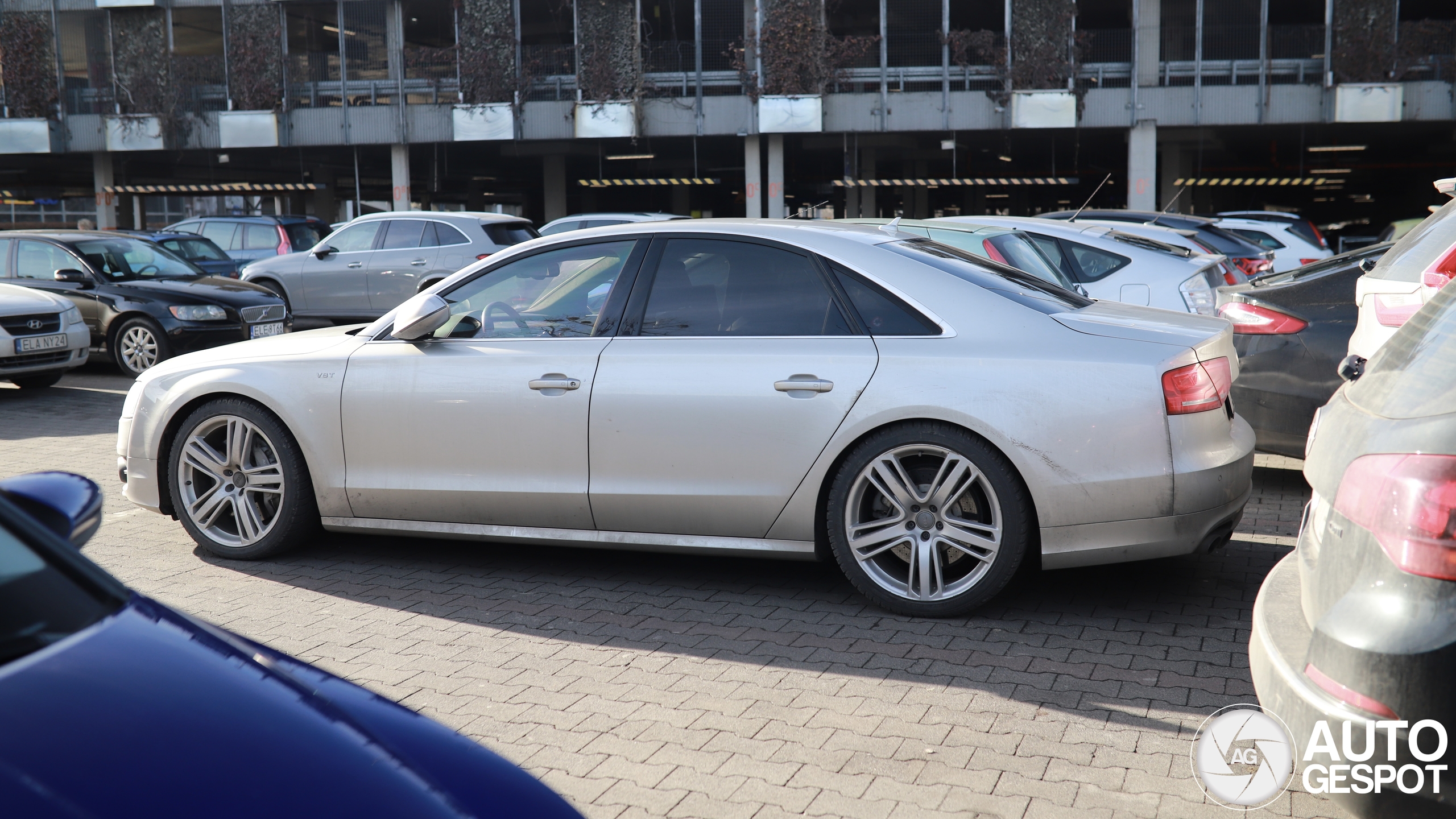 Audi S8 D4