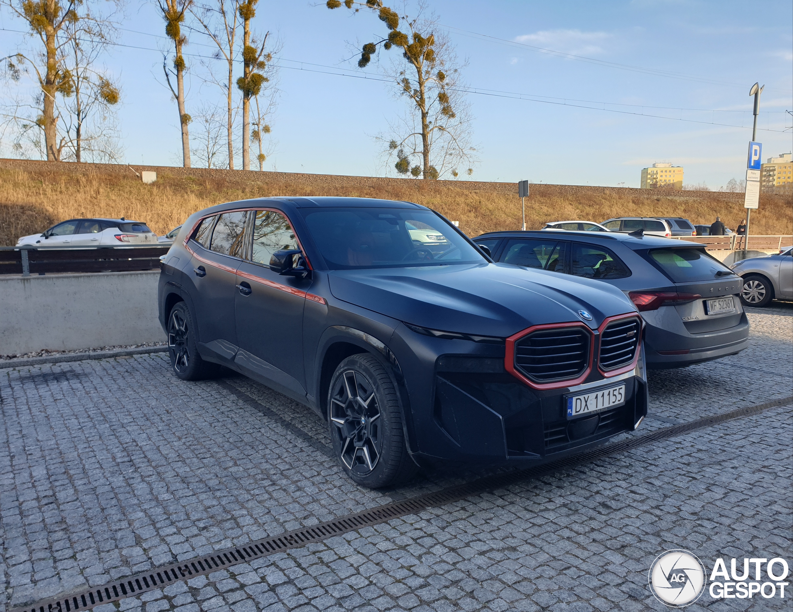BMW XM G09 Label Red