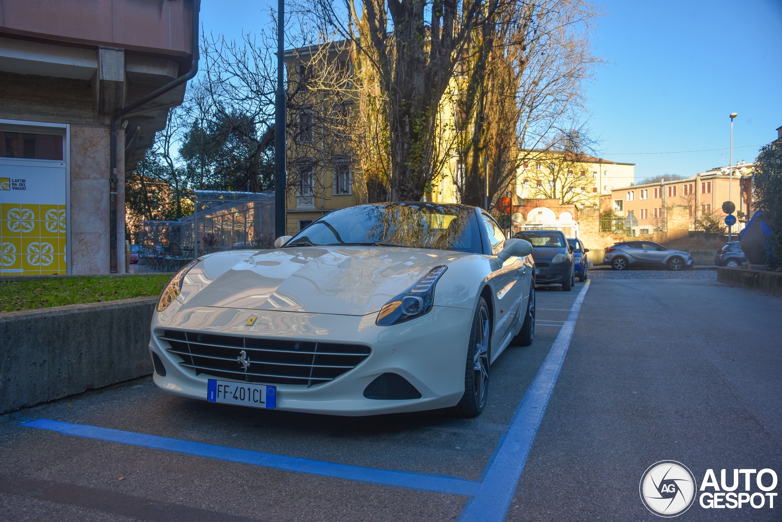 Ferrari California T