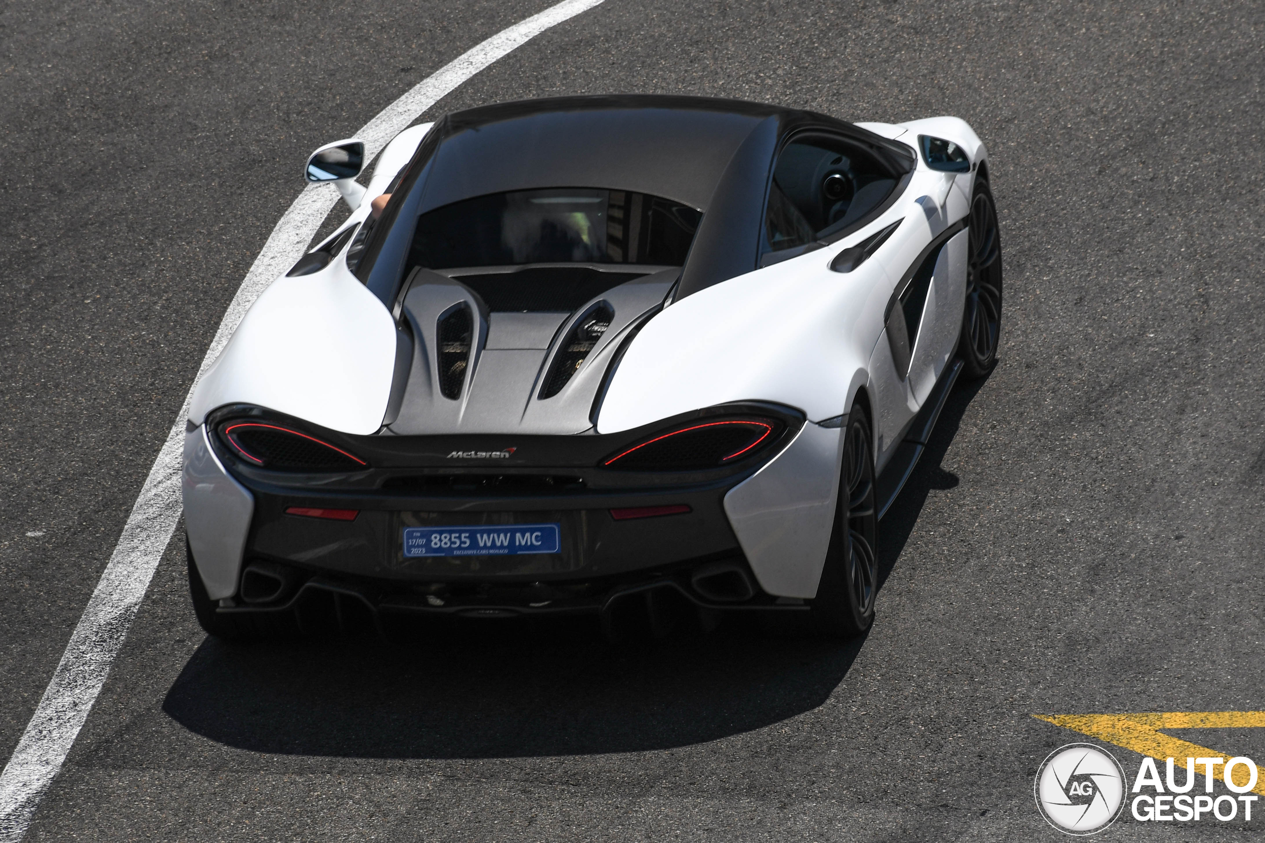 McLaren 570S