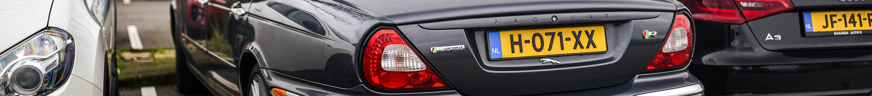 Jaguar XJR