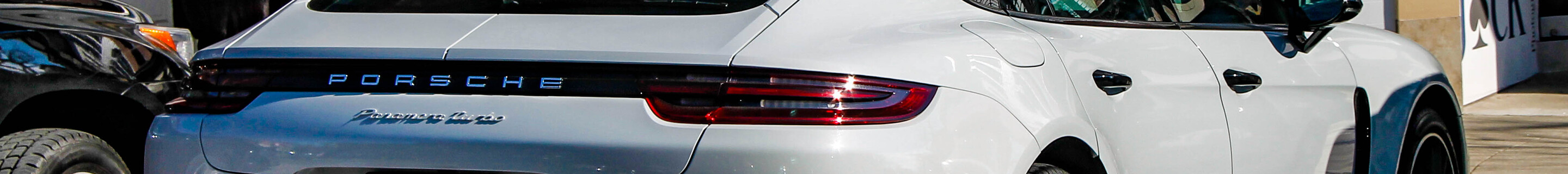 Porsche 971 Panamera Turbo