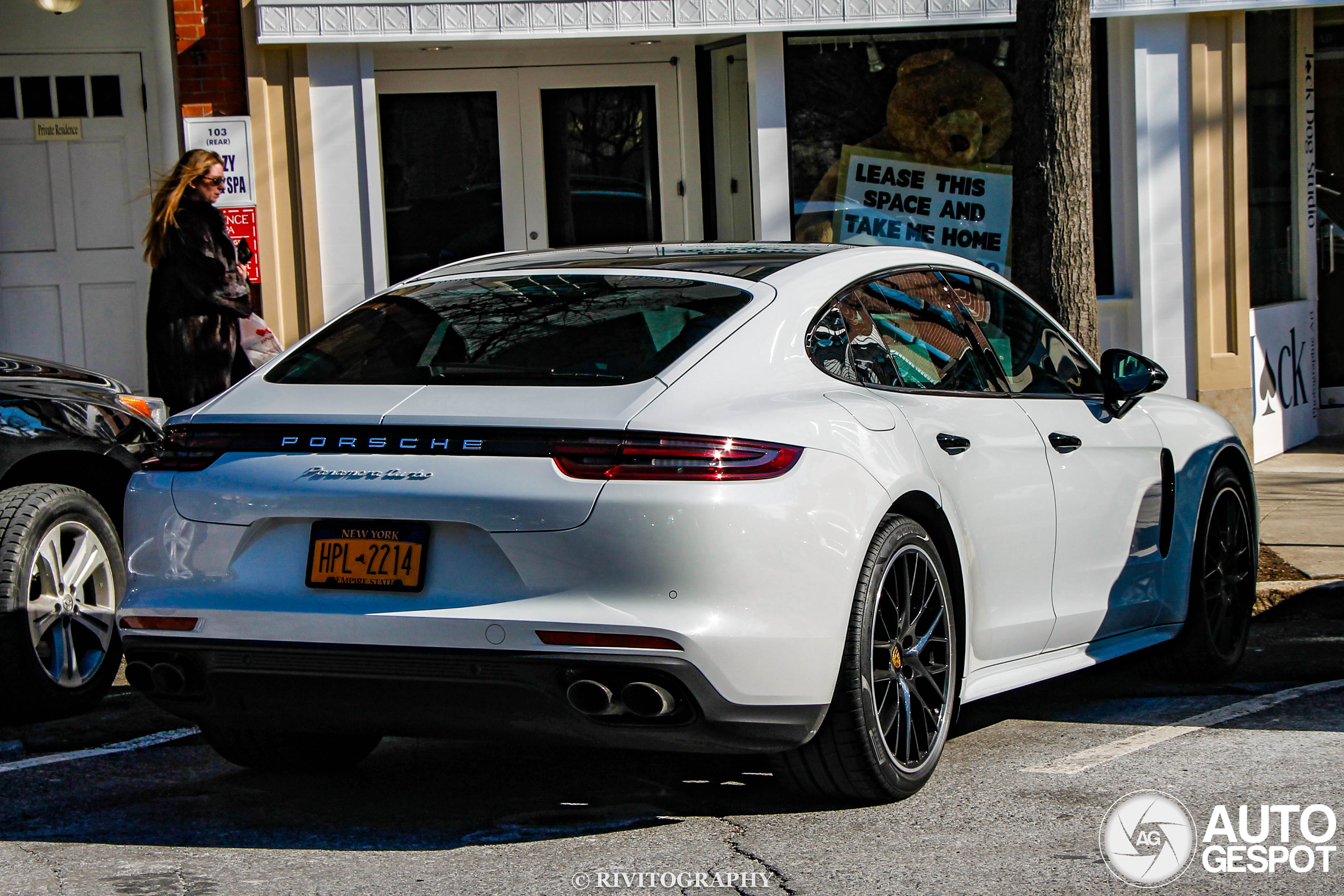 Porsche 971 Panamera Turbo