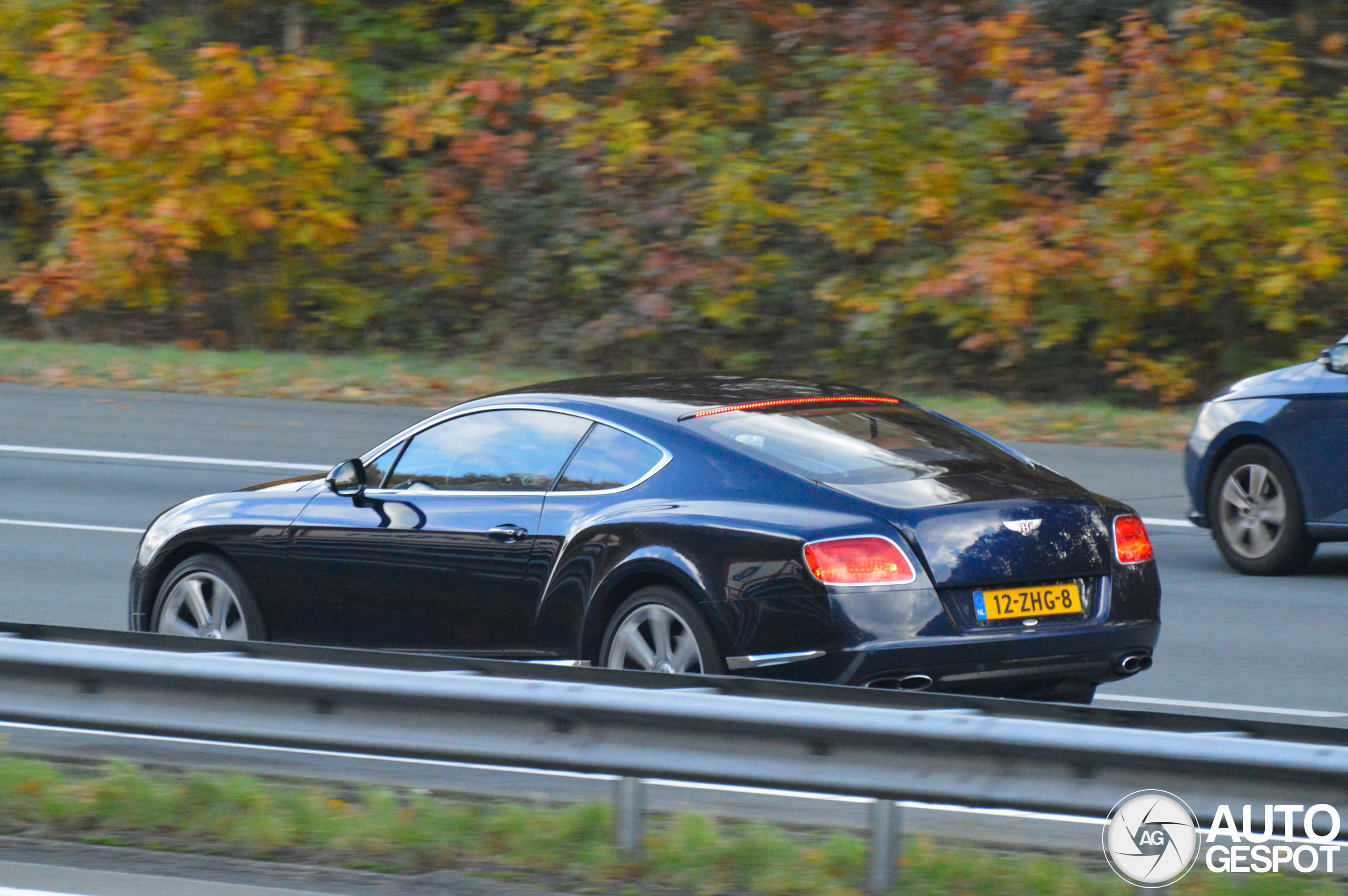 Bentley Continental GT V8