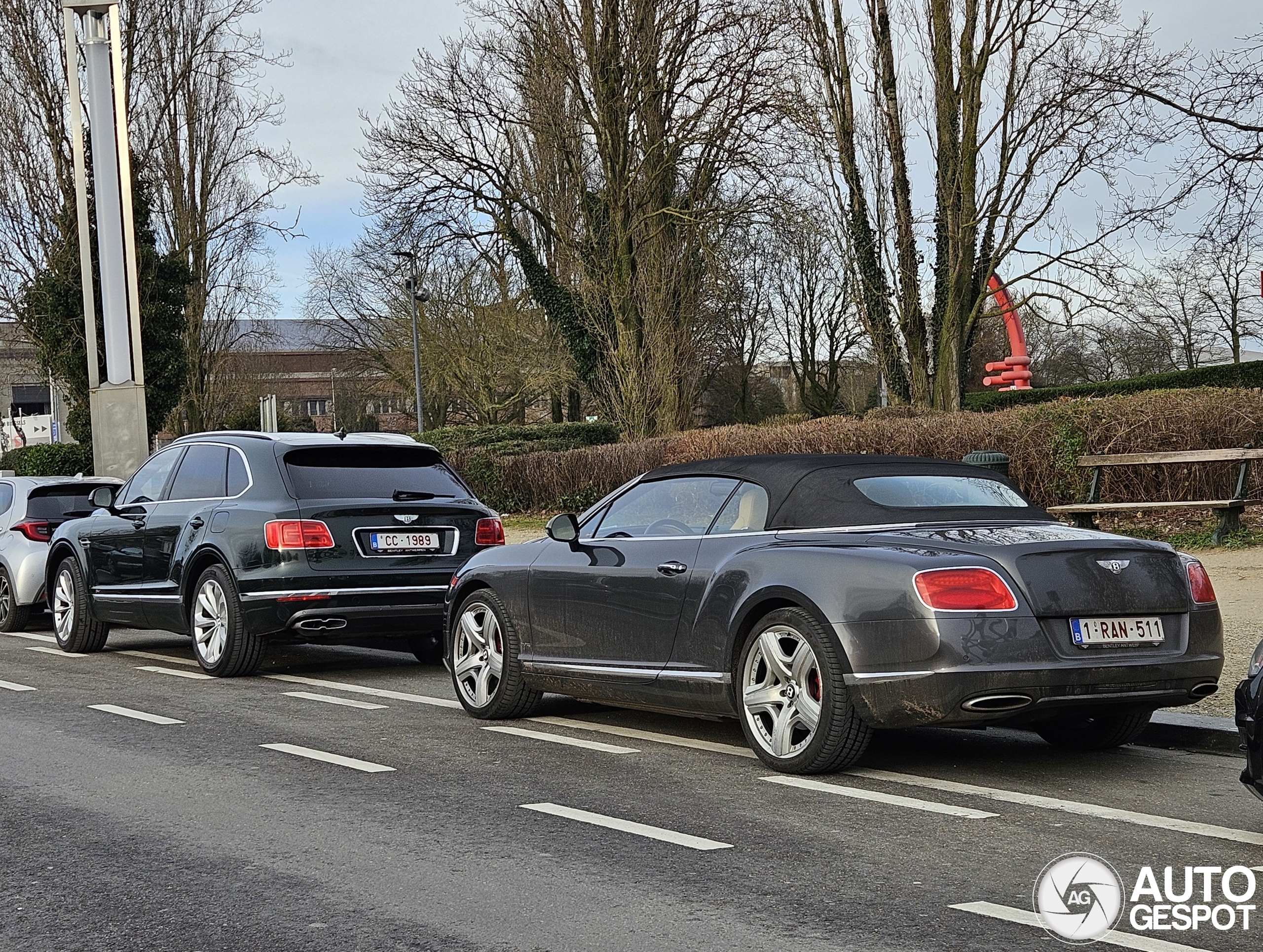Bentley Continental GTC 2012