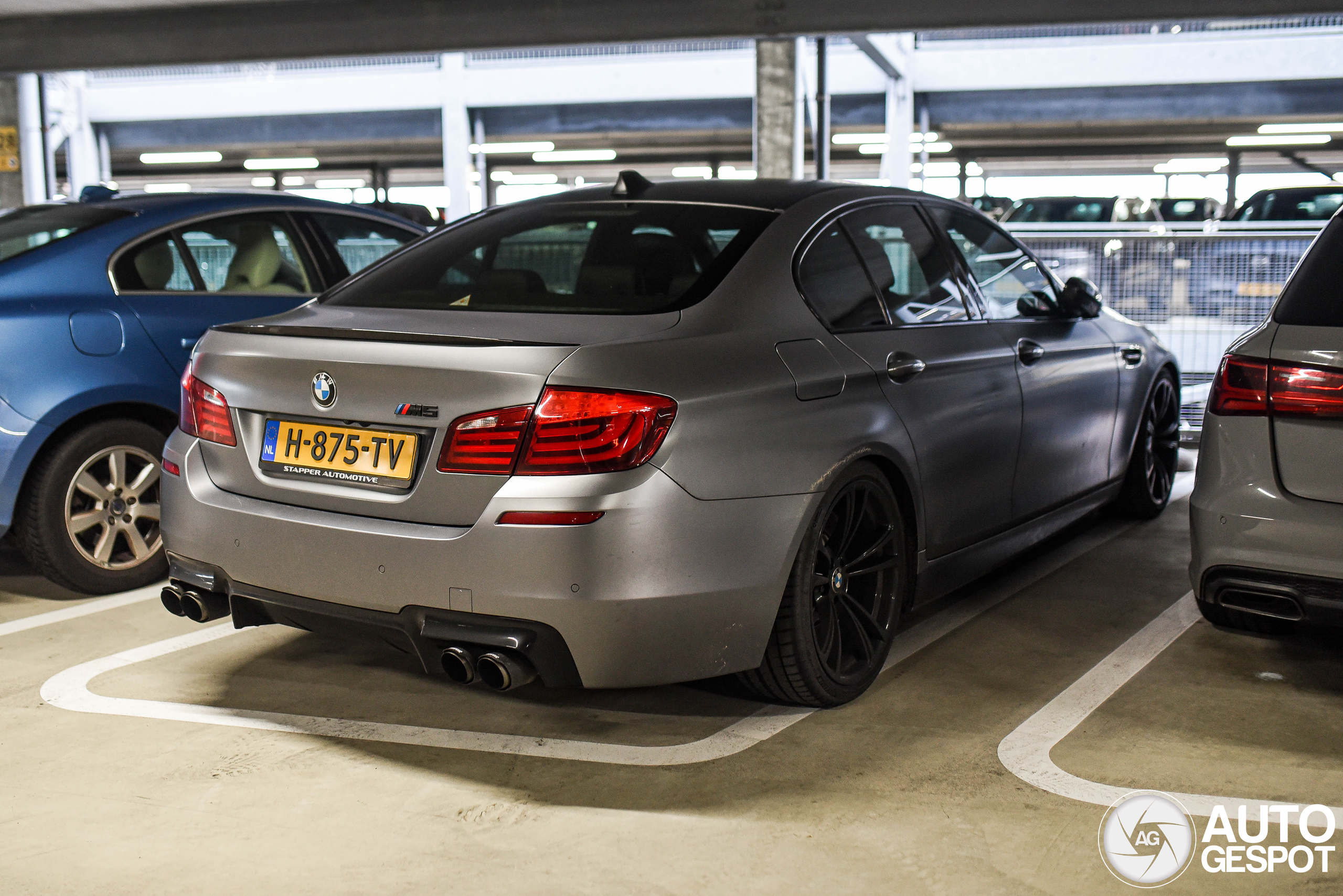BMW M5 F10 2011