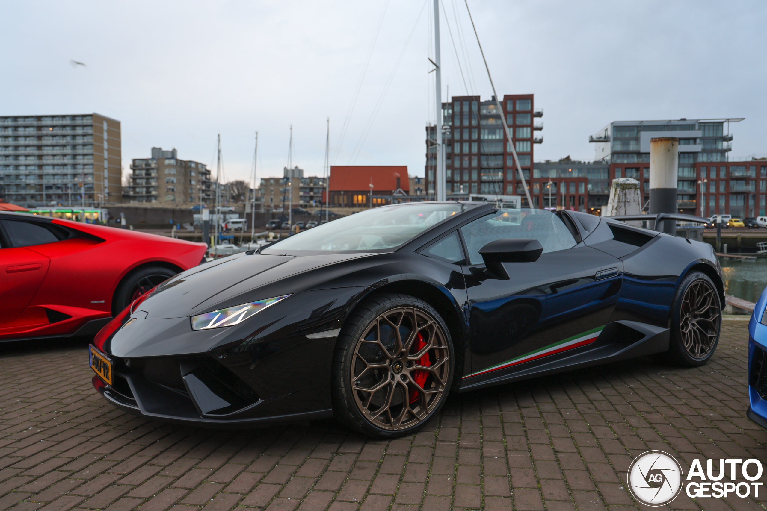 Lamborghini Huracán LP640-4 Performante Spyder